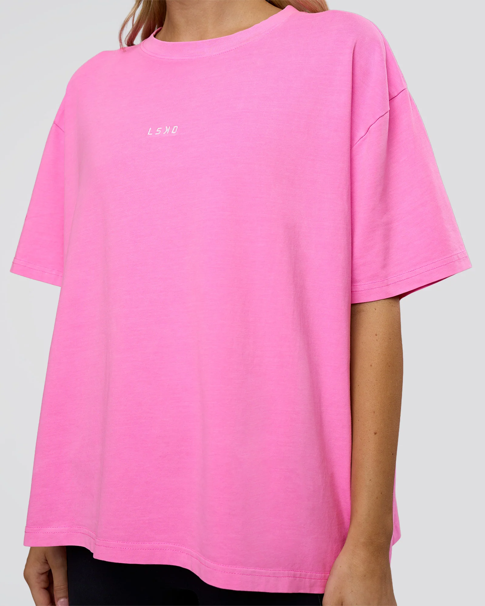 Go-To FLXCotton Oversized Tee - Ultra Fuchsia Washed 5 Go-To FLXCotton Oversized Tee - Ultra Fuchsia Washed