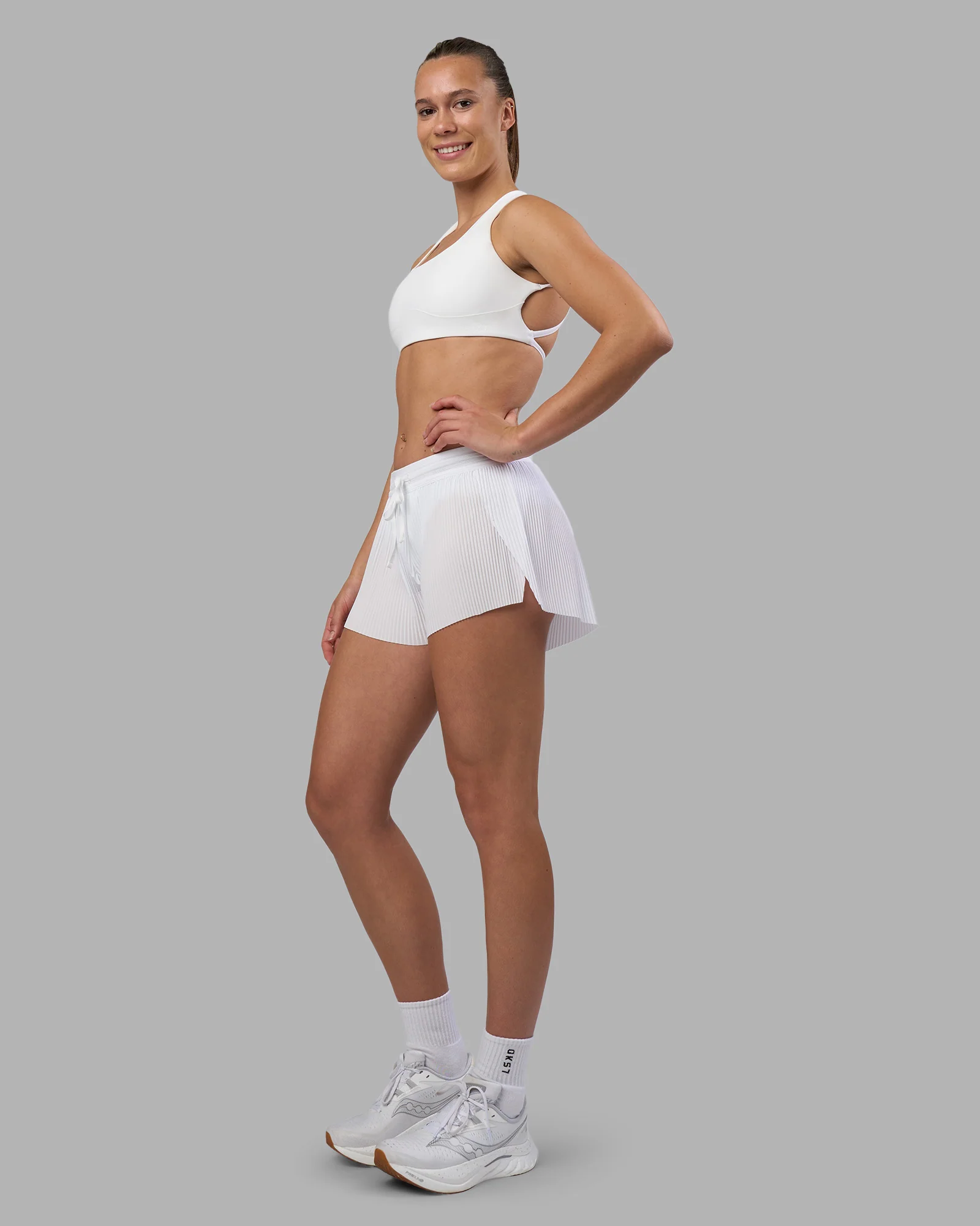 Accelerate 3" Pleated Mid-Rise Running Short - White