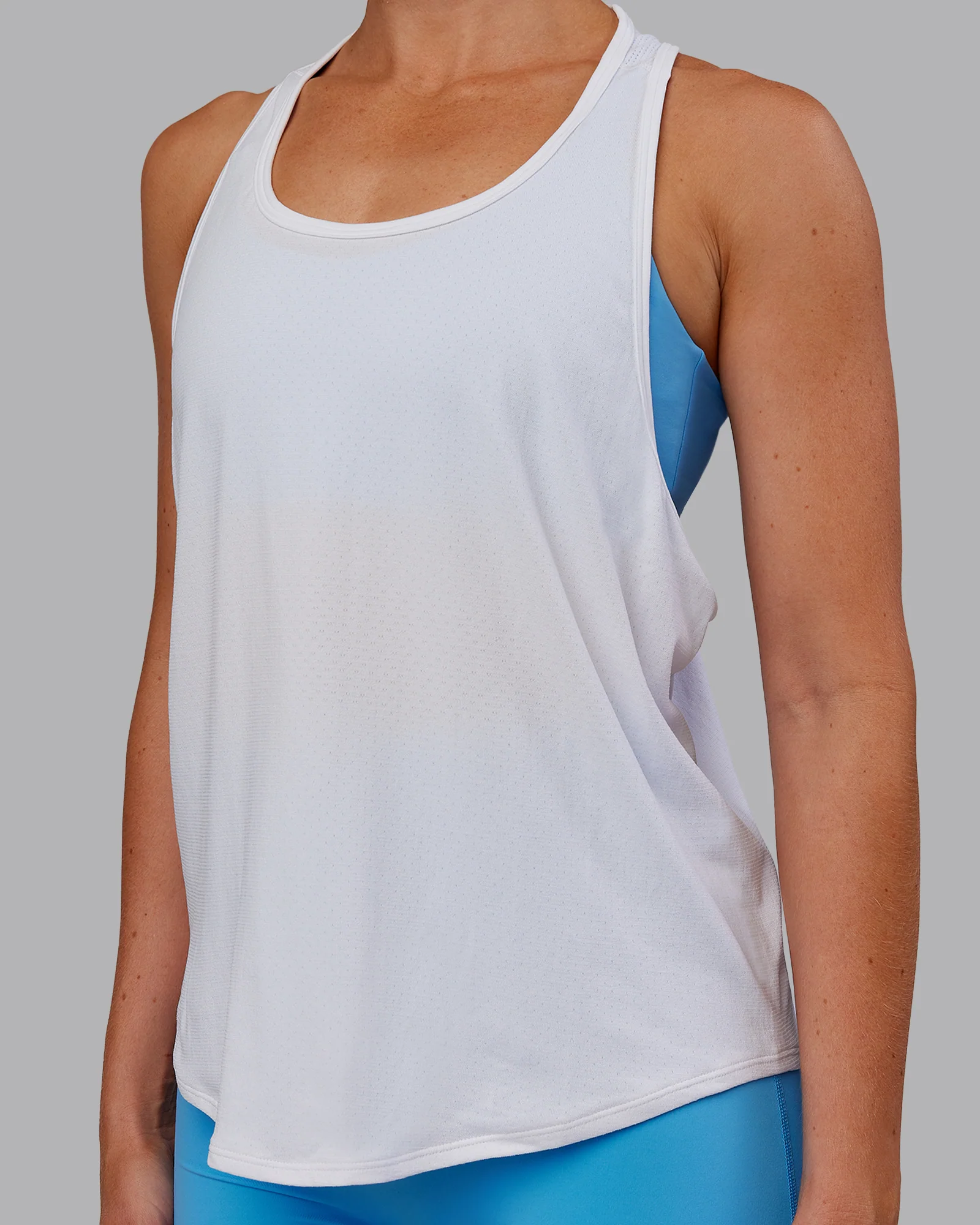 AeroFLX+ Drop Armhole Seamless Tank - White/White