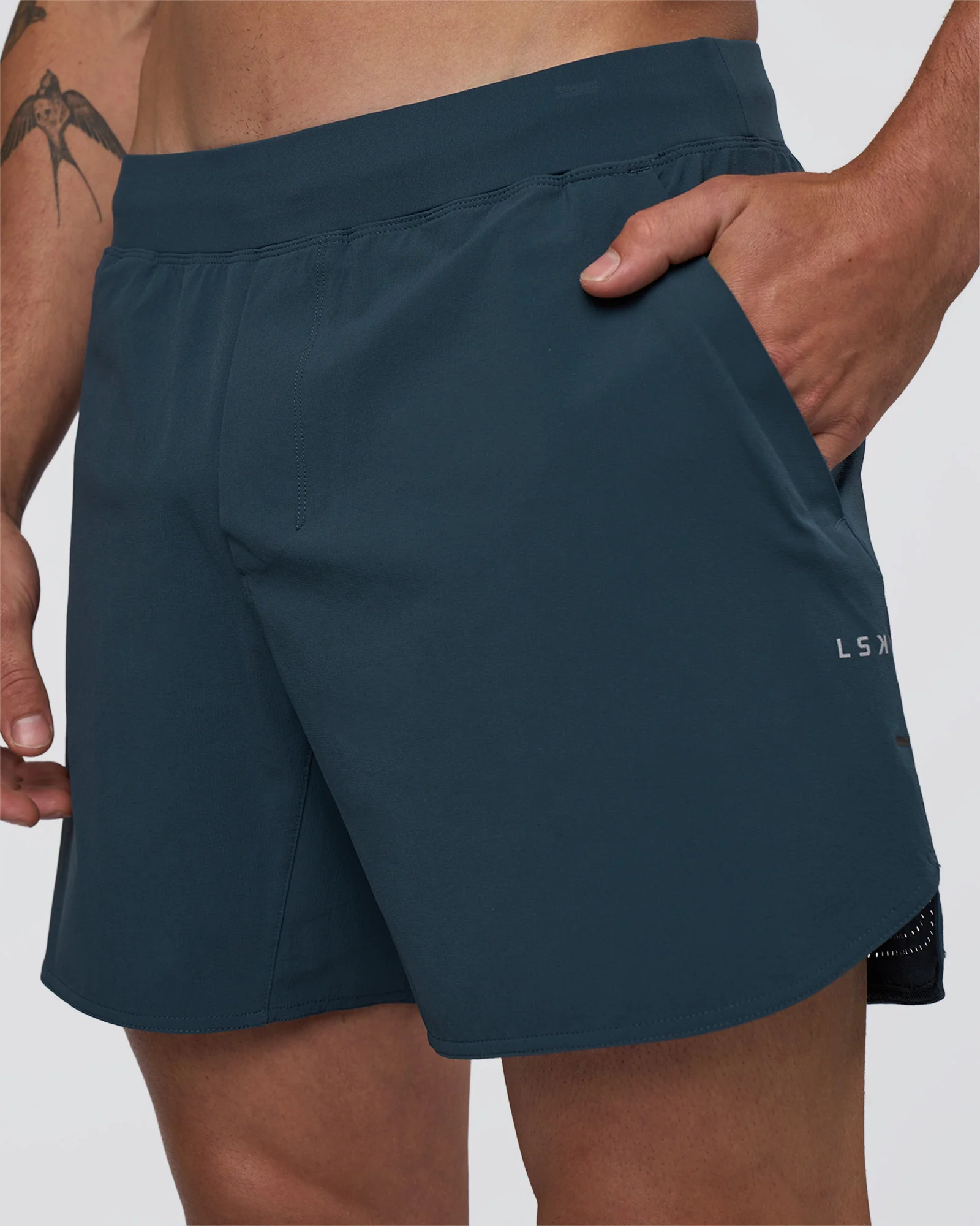 Lift 6" Short - Night Sea 3 Lift 6" Short - Night Sea