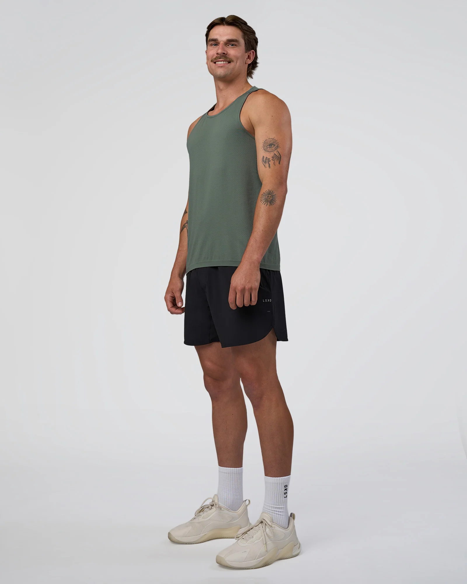 AeroFLX+ Seamless Tank - Graphite/Graphite