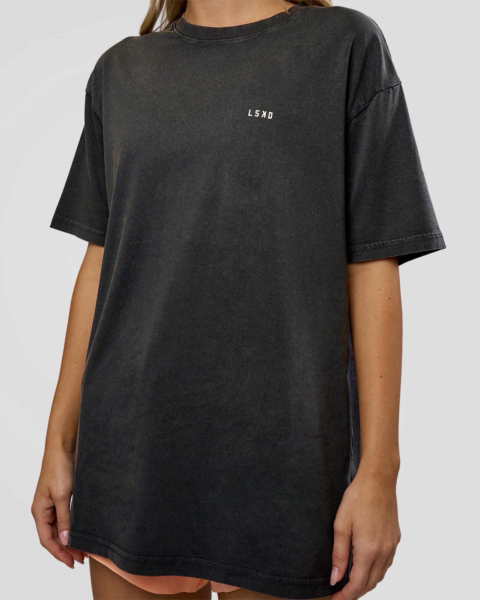 We Love This FLXCotton Oversized Tee - Black Washed-White 9 We Love This FLXCotton Oversized Tee - Black Washed-White