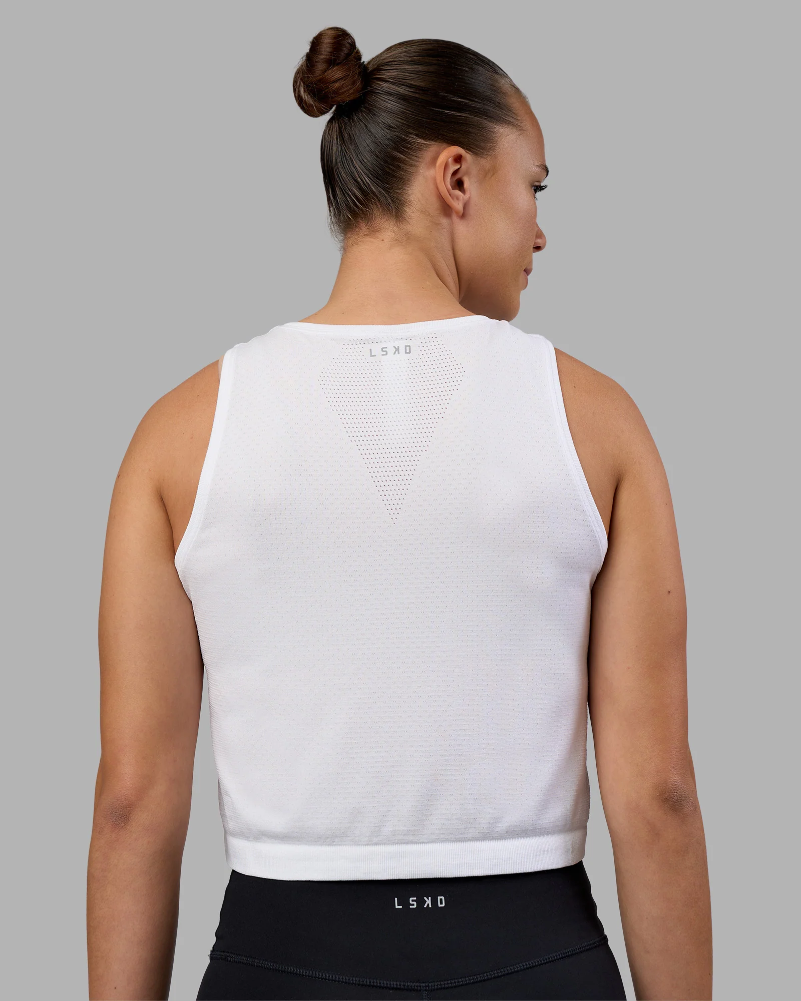 AeroFLX+ Seamless Skimmer Tank - White/White