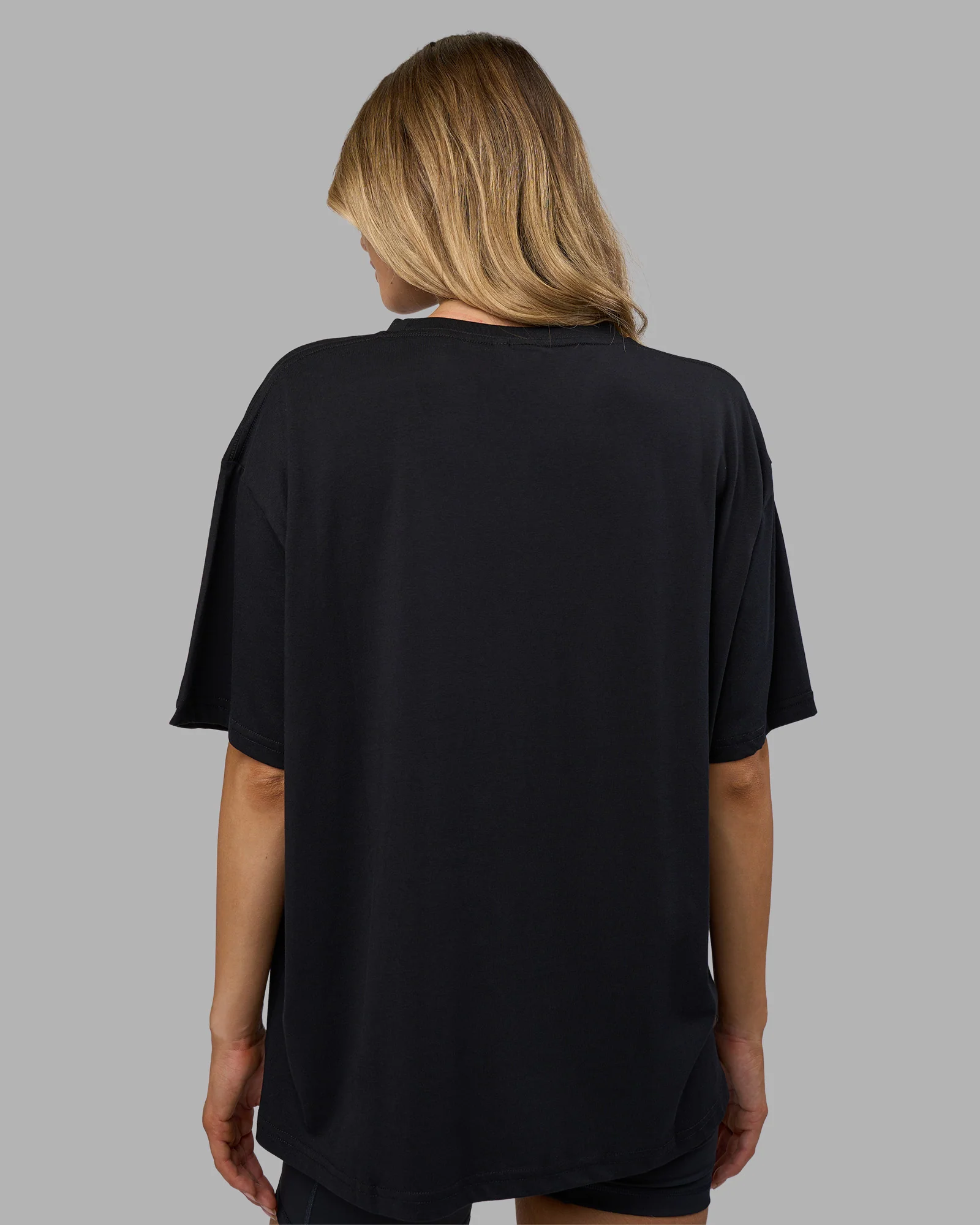 Go-To FLXCotton Oversized Tee - Black-White 3 Go-To FLXCotton Oversized Tee - Black-White
