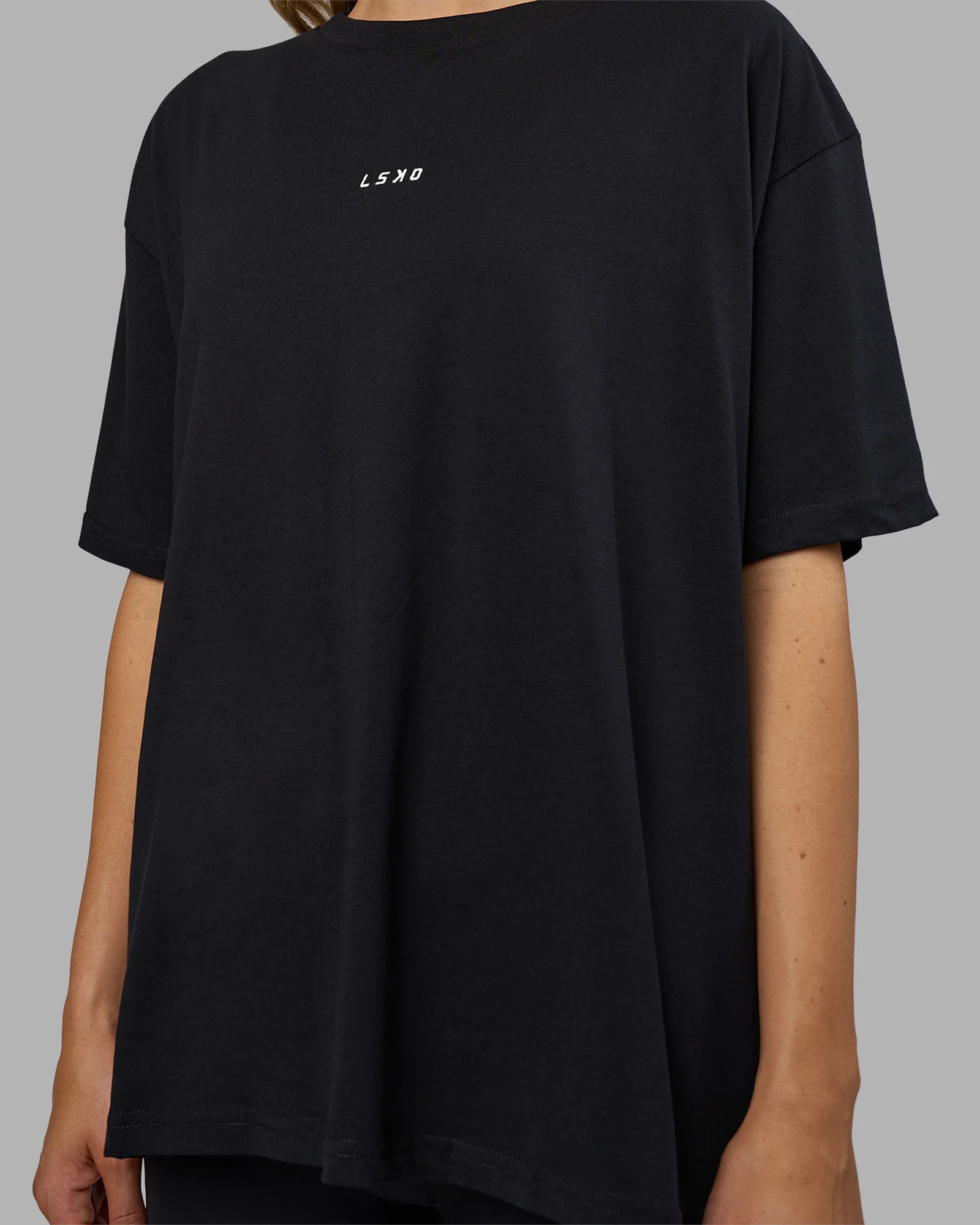 Go-To FLXCotton Oversized Tee - Black-White 6 Go-To FLXCotton Oversized Tee - Black-White