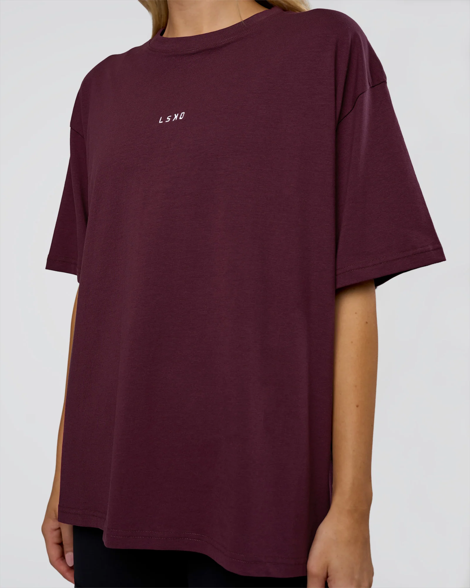 Go-To FLXCotton Oversized Tee - Cherry Lacquer-White 4 Go-To FLXCotton Oversized Tee - Cherry Lacquer-White