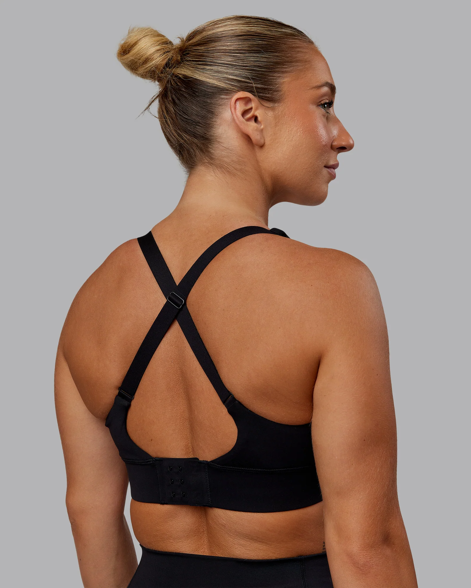 Accelerate Sports Bra - Black
