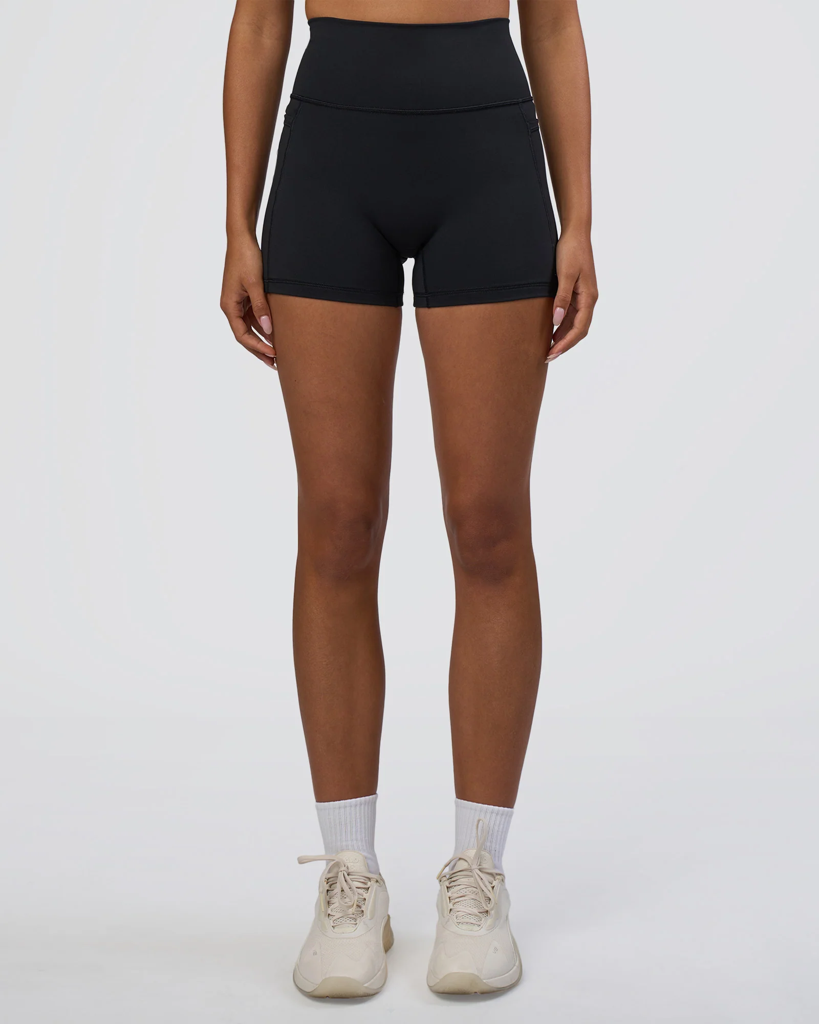 Fusion Ultra High-Rise 4" Short Pockets - Black