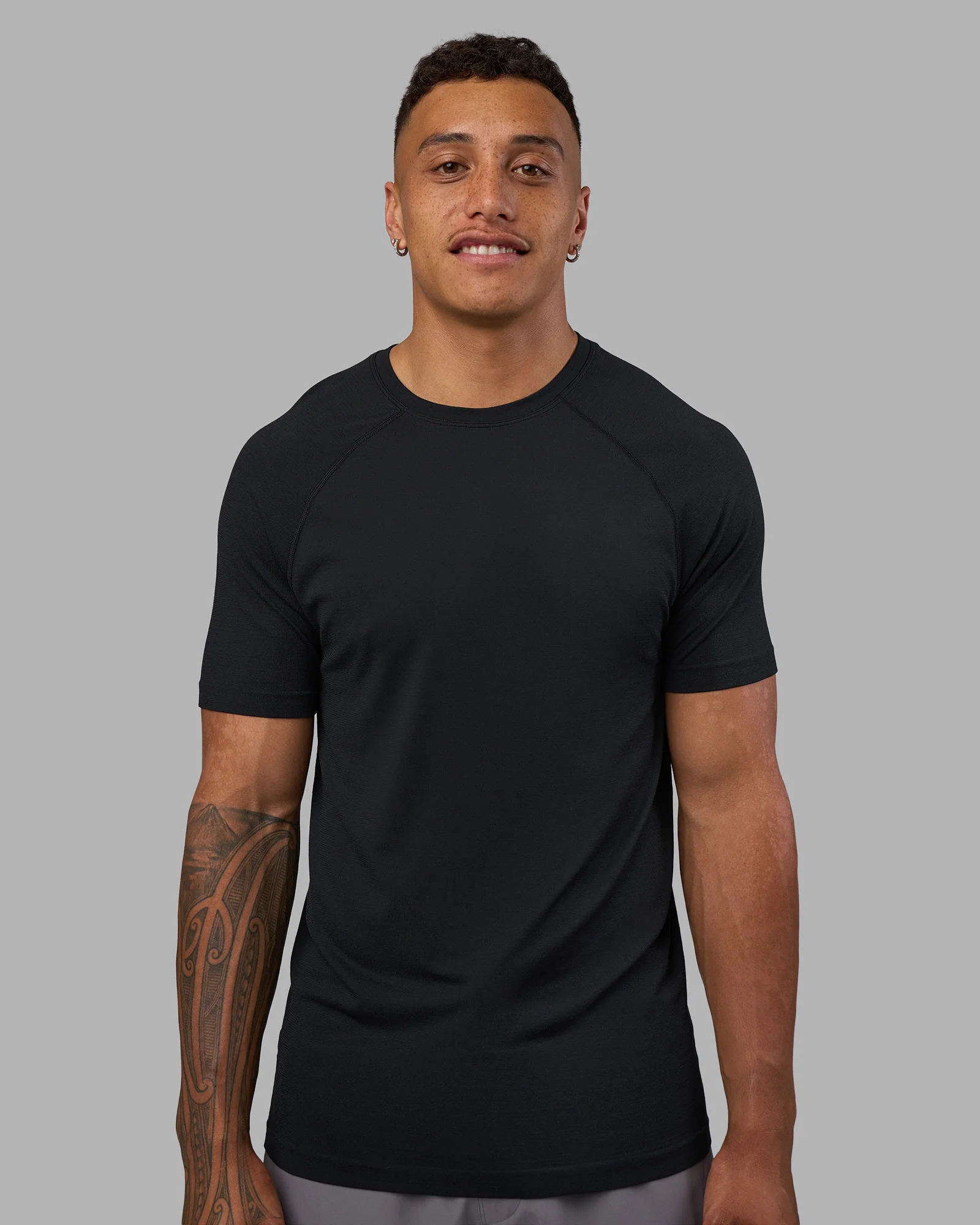 AeroFLX+ Seamless Tee - Black Marl