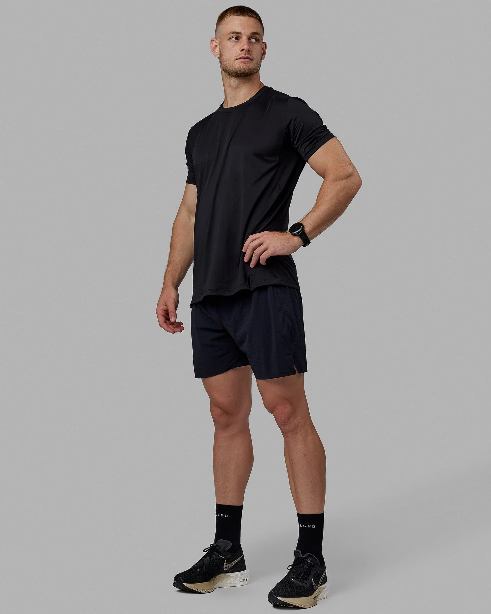 Pace Running Tee - Black 5 Pace Running Tee - Black