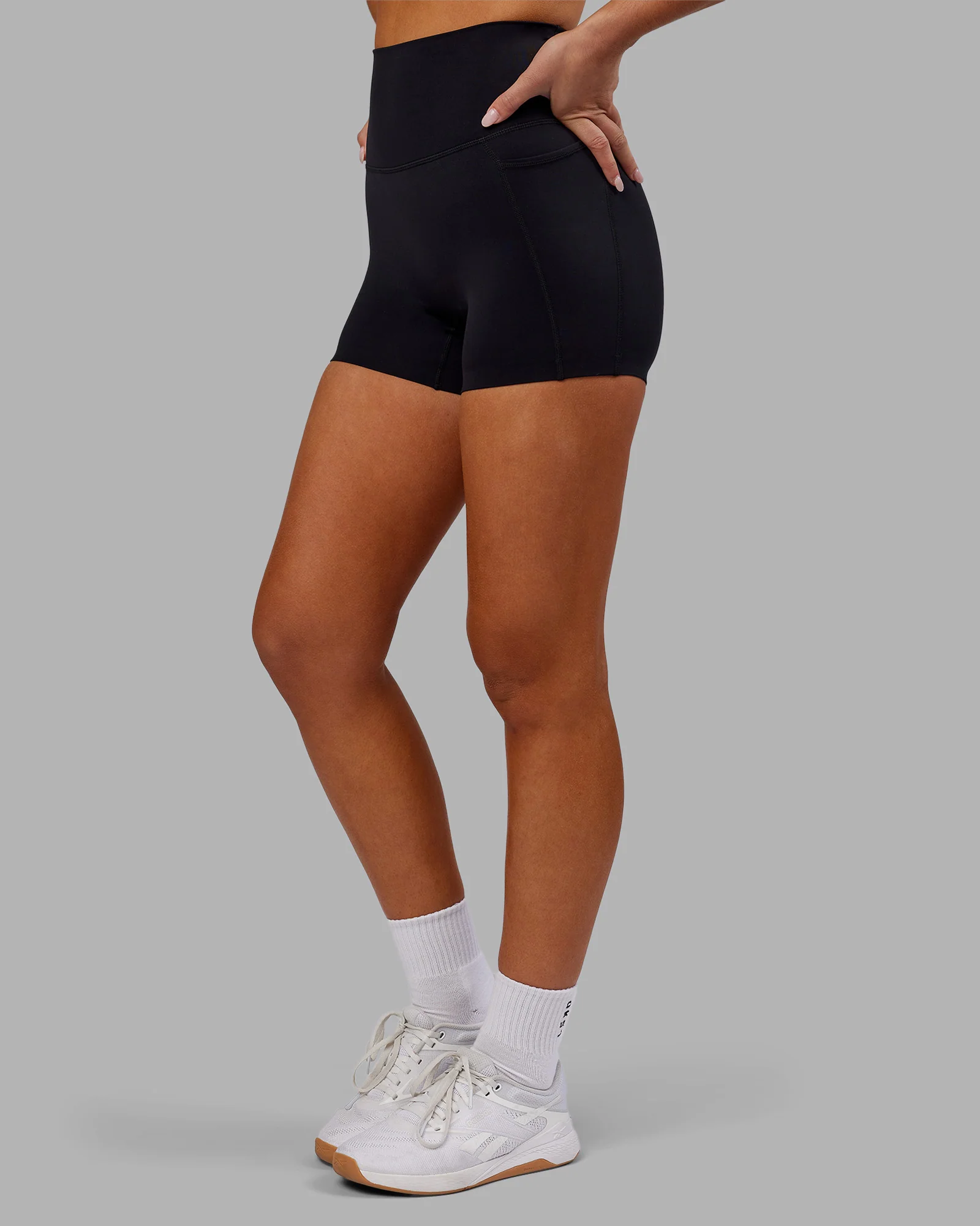 Elixir Ultra High-Rise 4" Short Pockets - Black 7 Elixir Ultra High-Rise 4" Short Pockets - Black