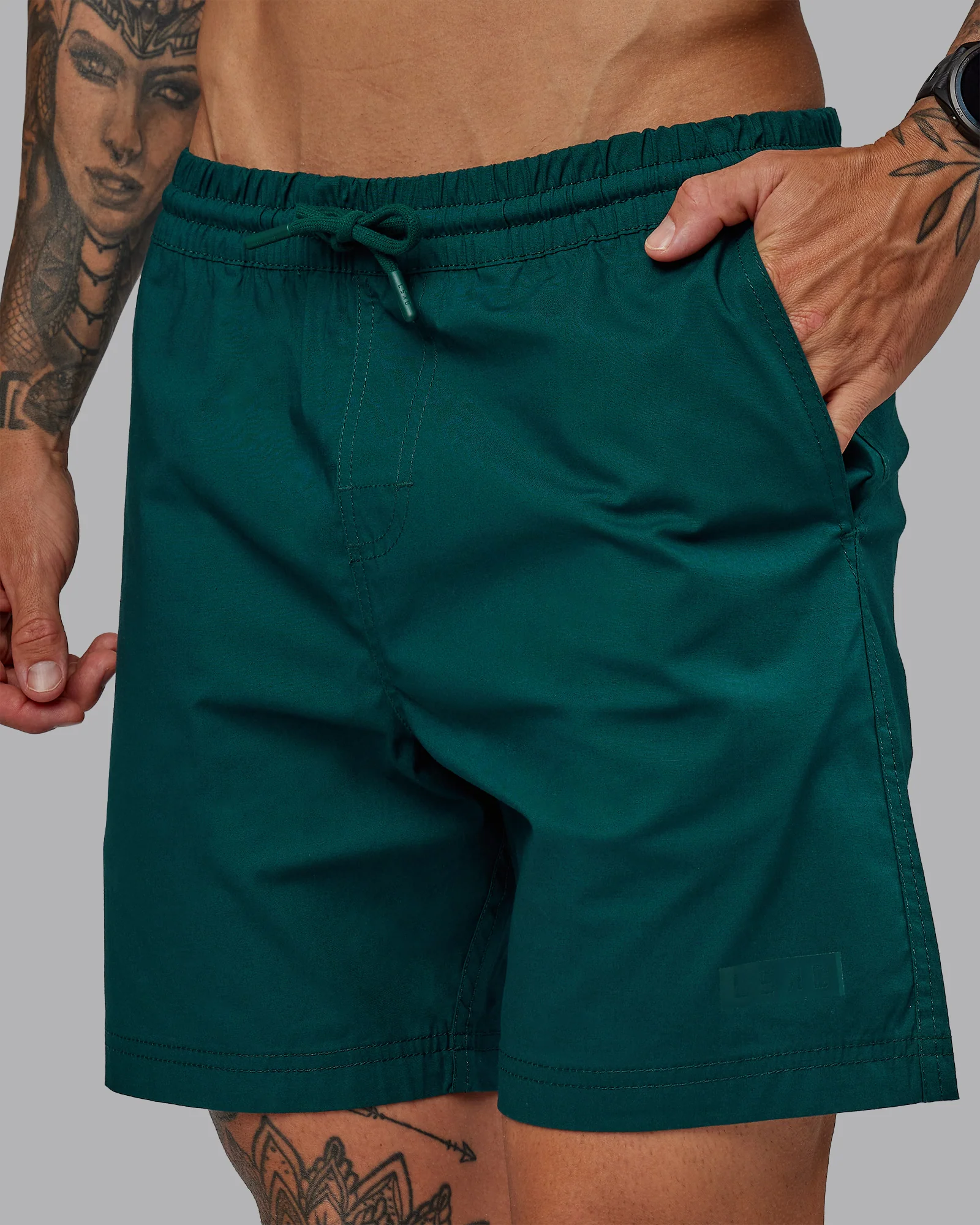 Daily 7" Short - Dark Moss 3 Daily 7" Short - Dark Moss