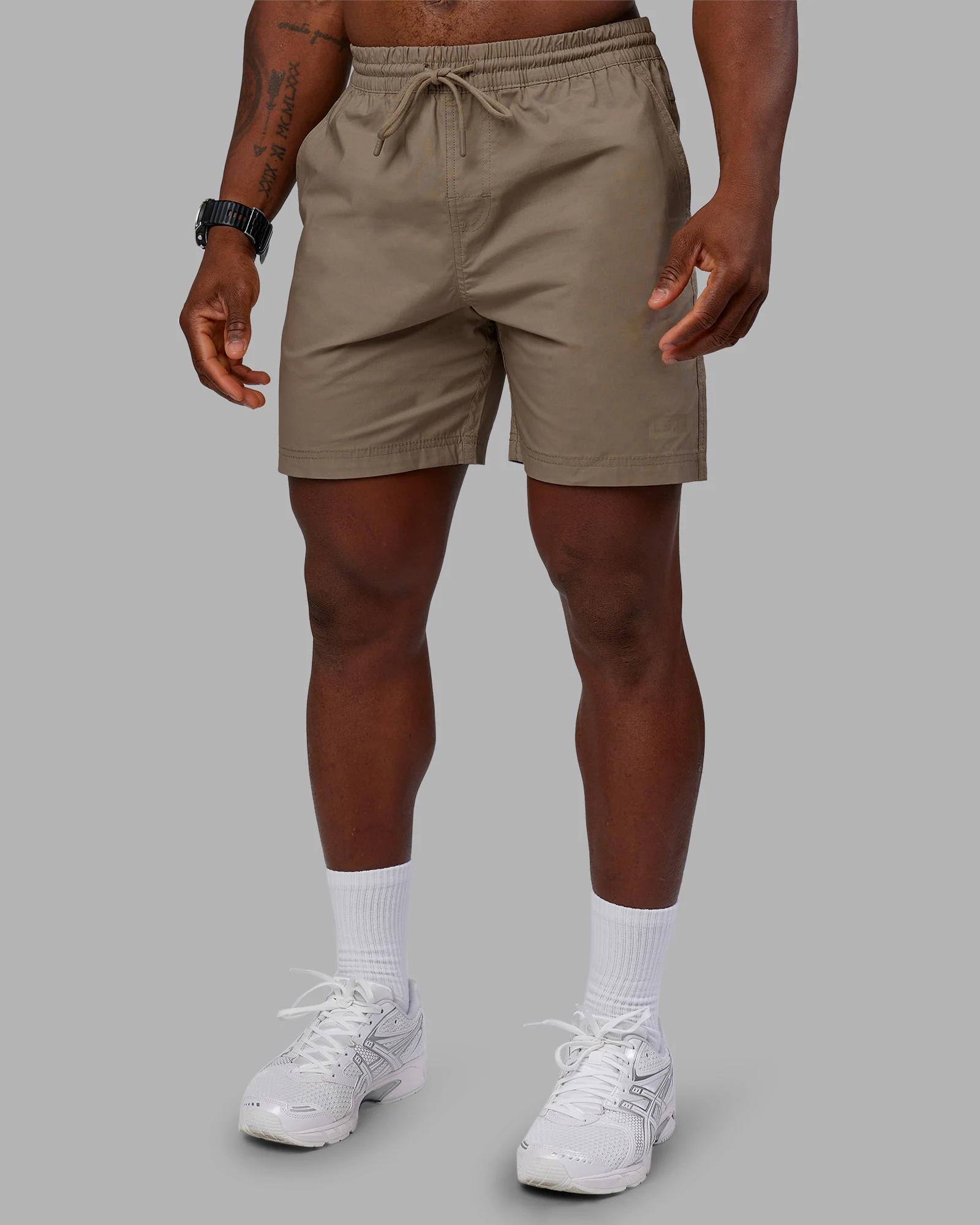 Daily 7" Short - Greige 5 Daily 7" Short - Greige