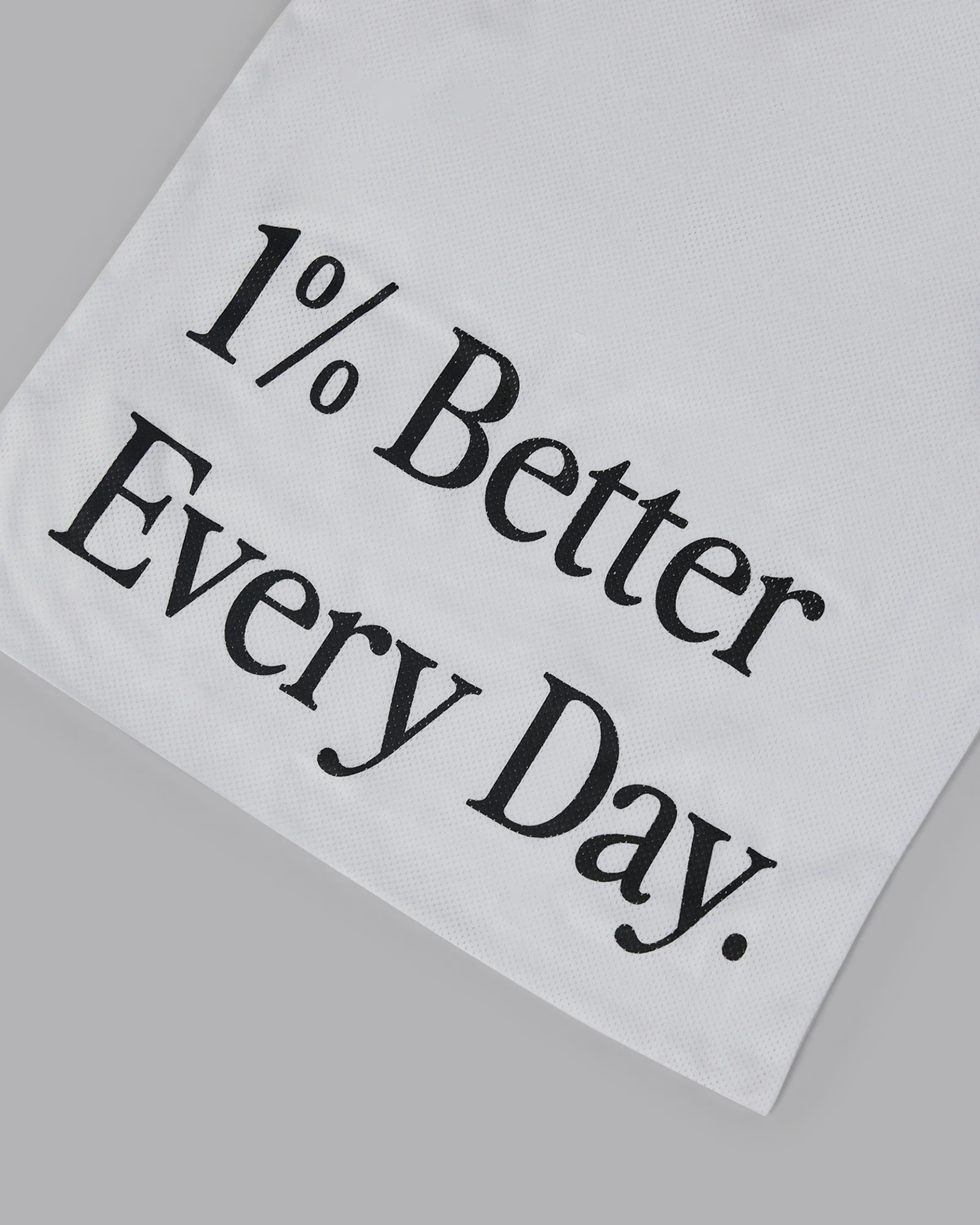 1% Better Wash Bag Set - White-Black