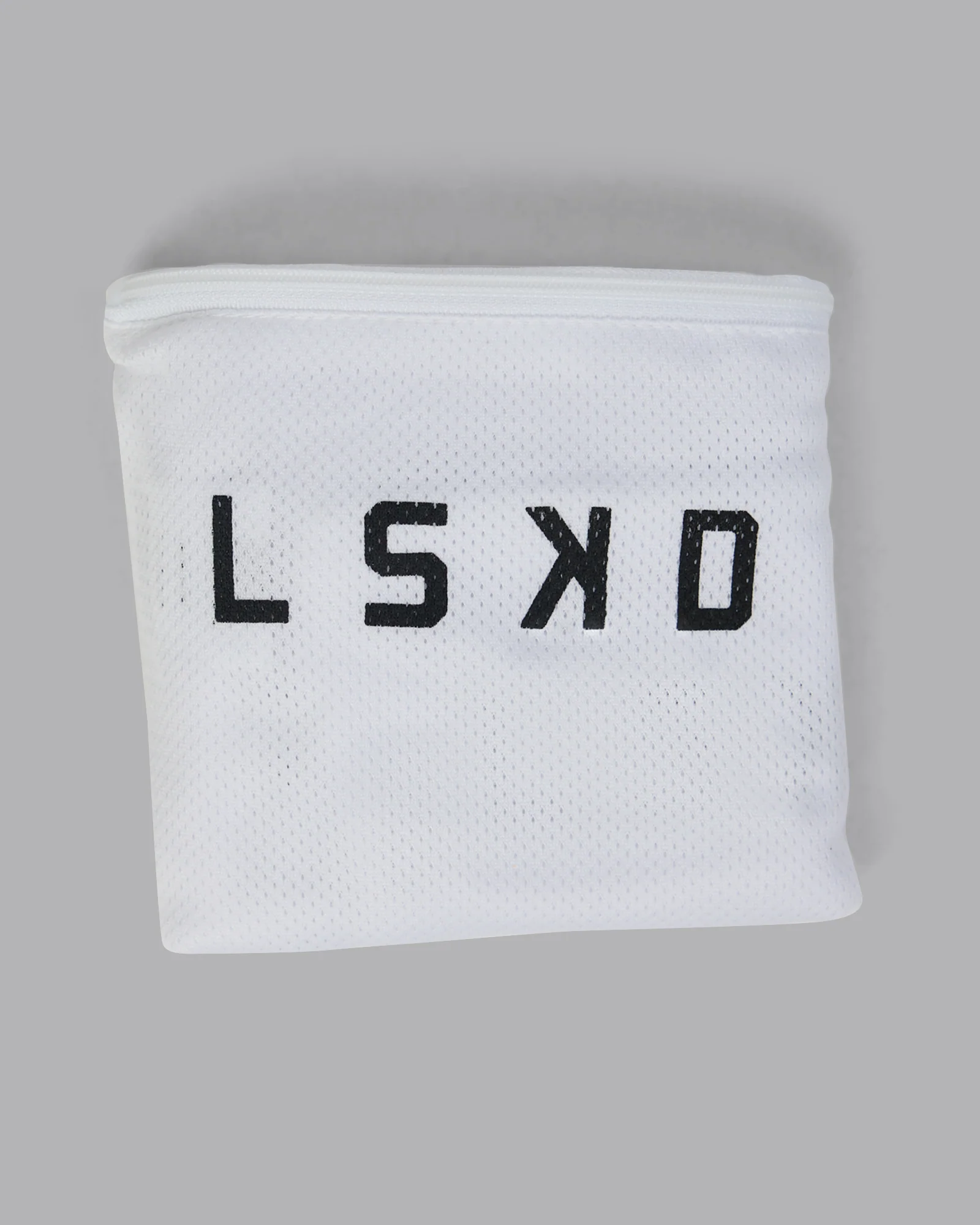 1% Better Wash Bag Set - White-Black