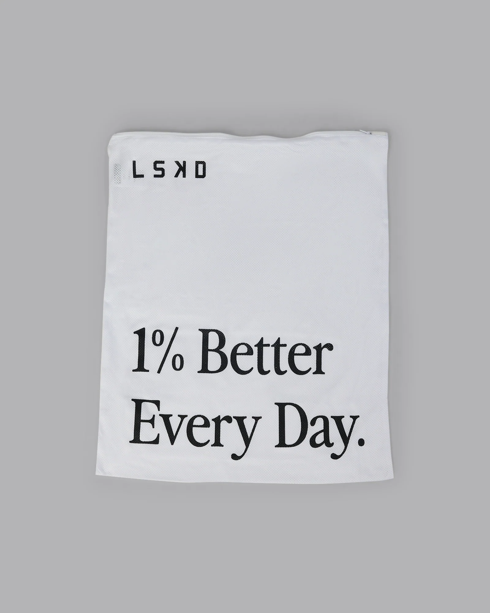 1% Better Wash Bag Set - White-Black