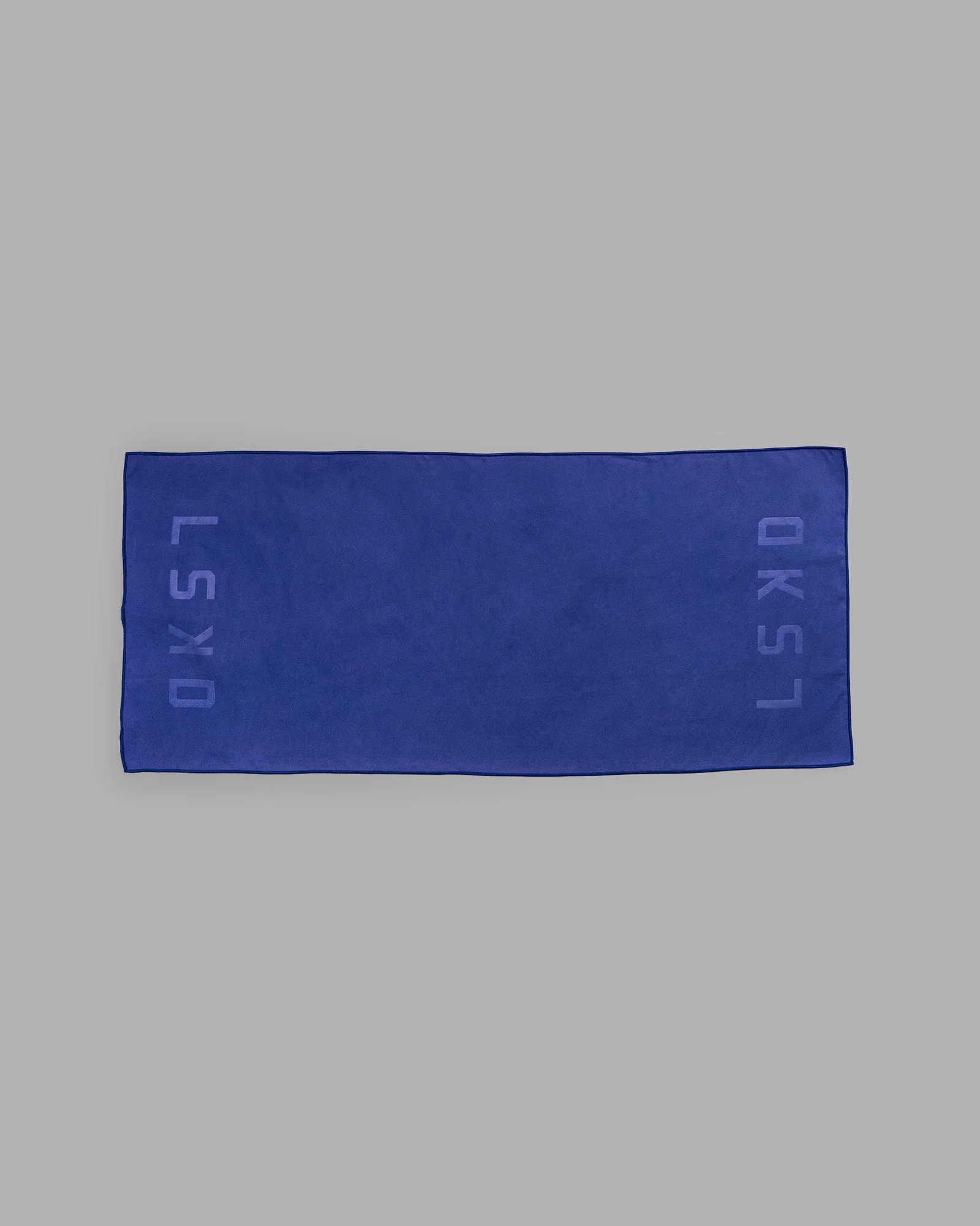 Perform Microfibre Lightweight Towel Medium - Power Cobalt