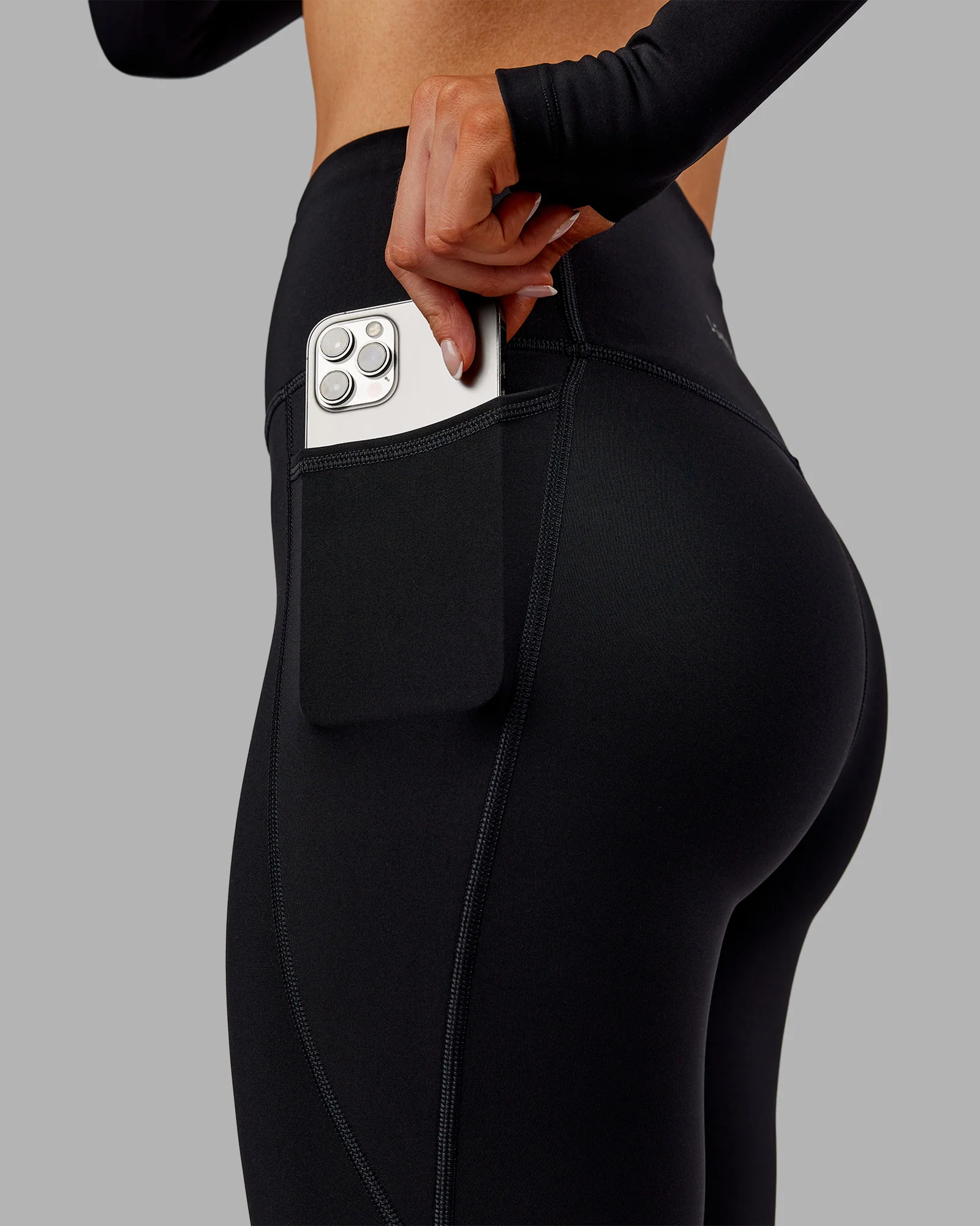 Fusion Thermal Ultra High-Rise 7/8 Legging Pockets - Black