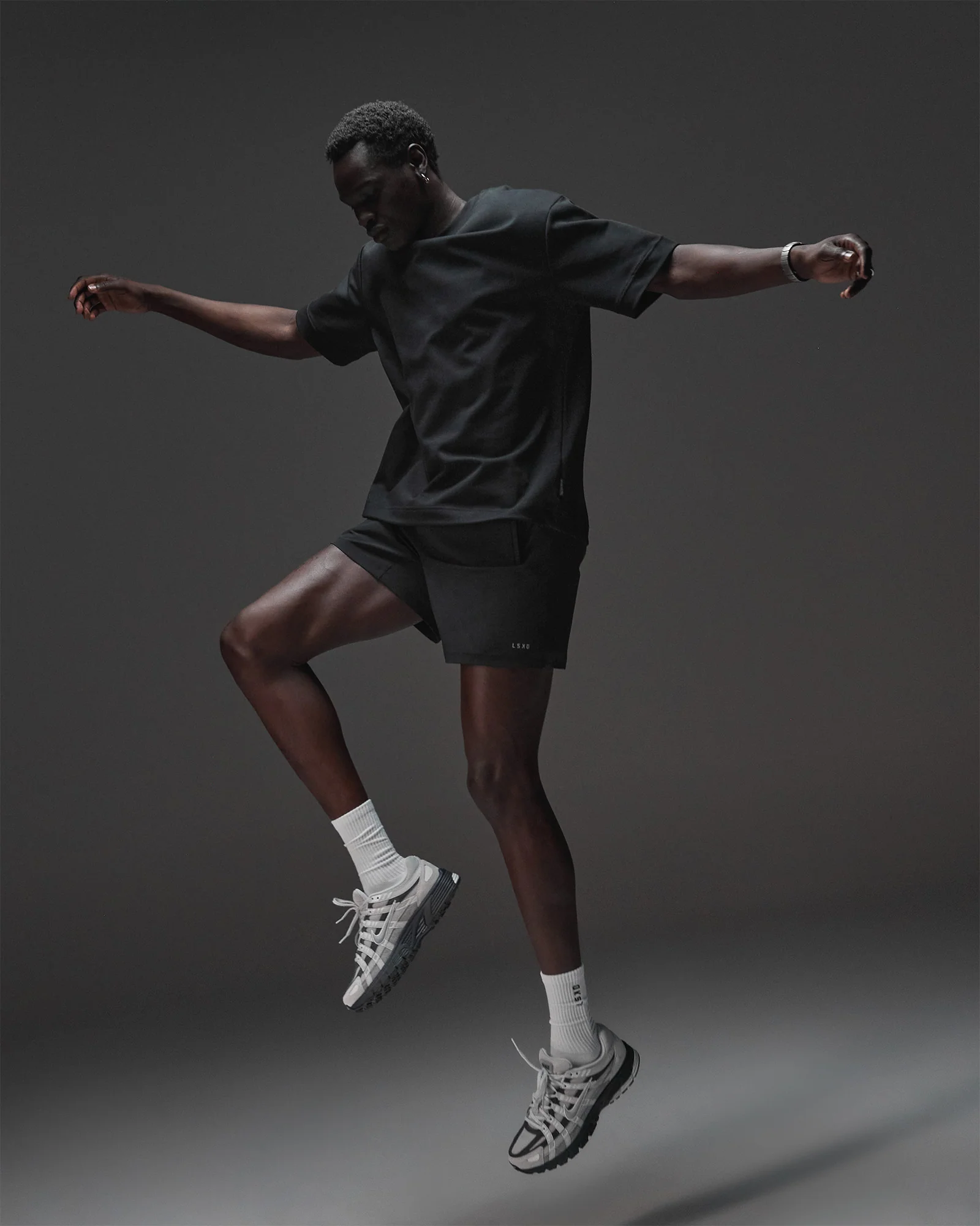 AfterDark ZeroCrease Oversized Tee - Black