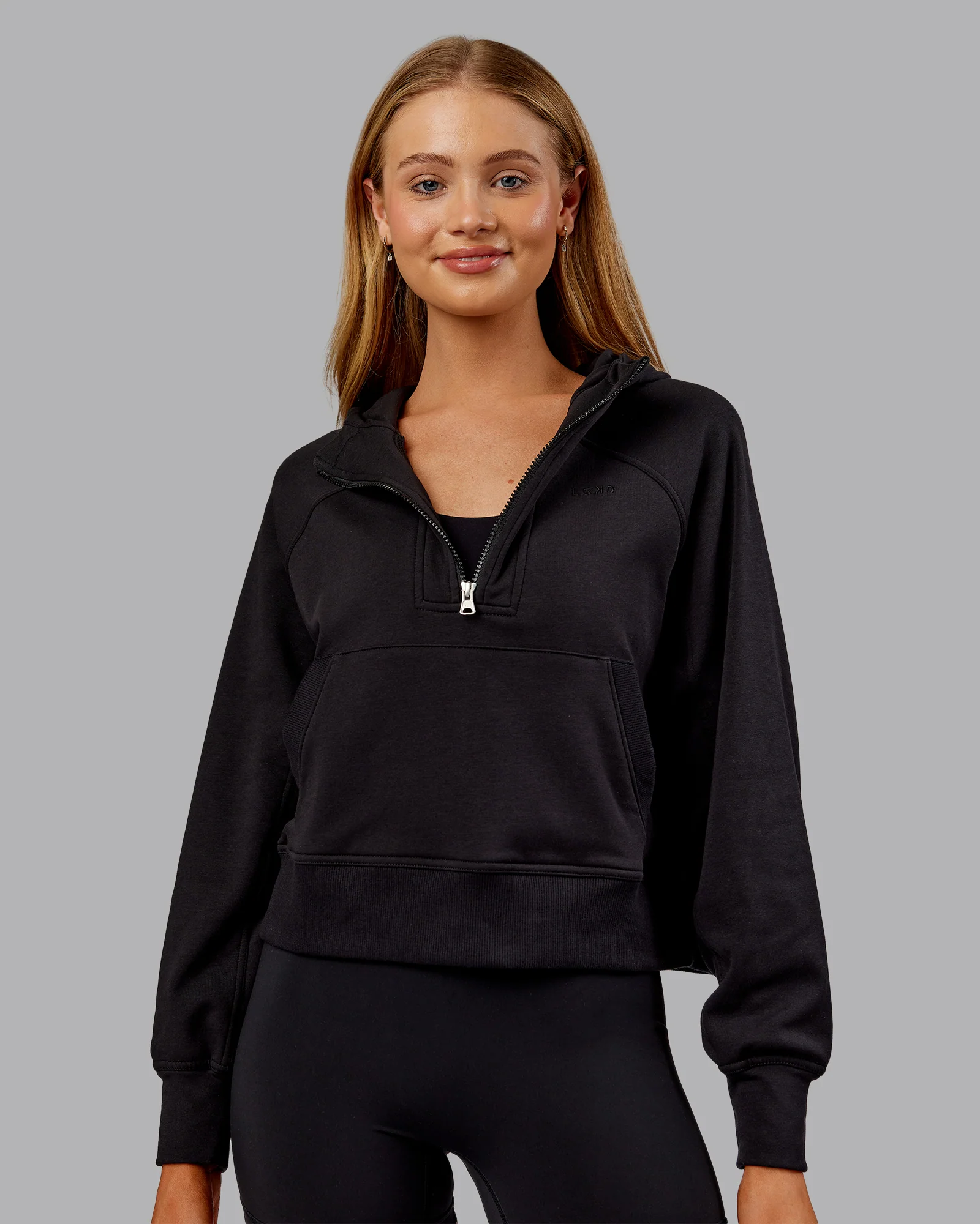 Pursue Mid-Weight Hoodie - Black