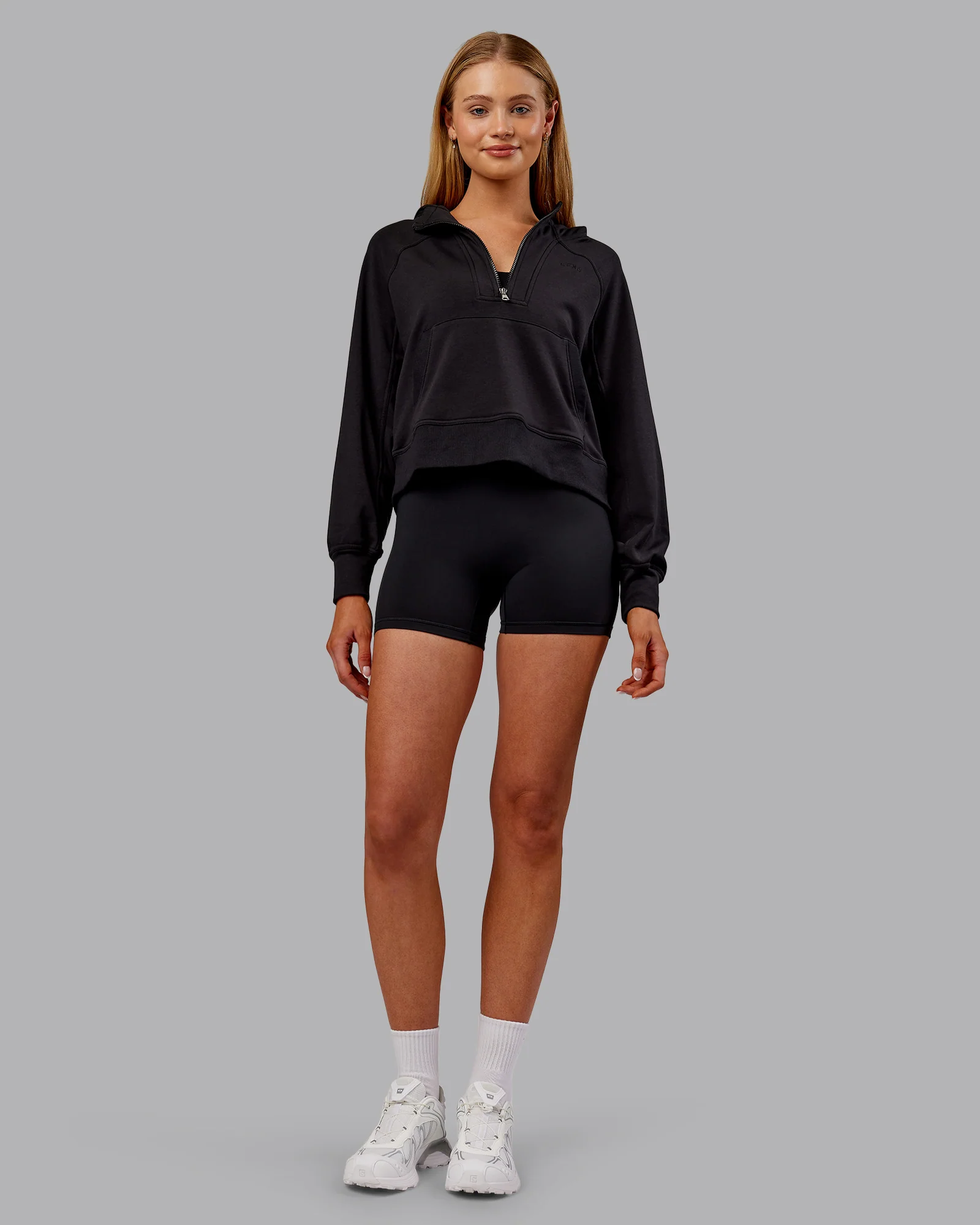 Pursue Mid-Weight Hoodie - Black