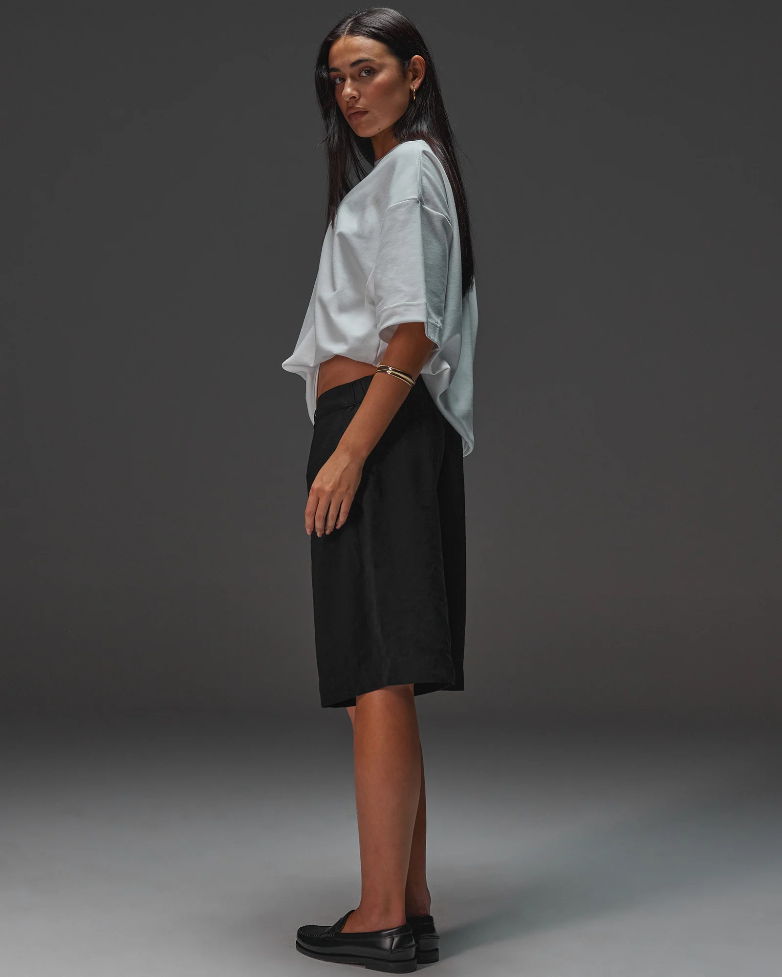 AfterDark ZeroCrease Oversized Tee - White 14 AfterDark ZeroCrease Oversized Tee - White