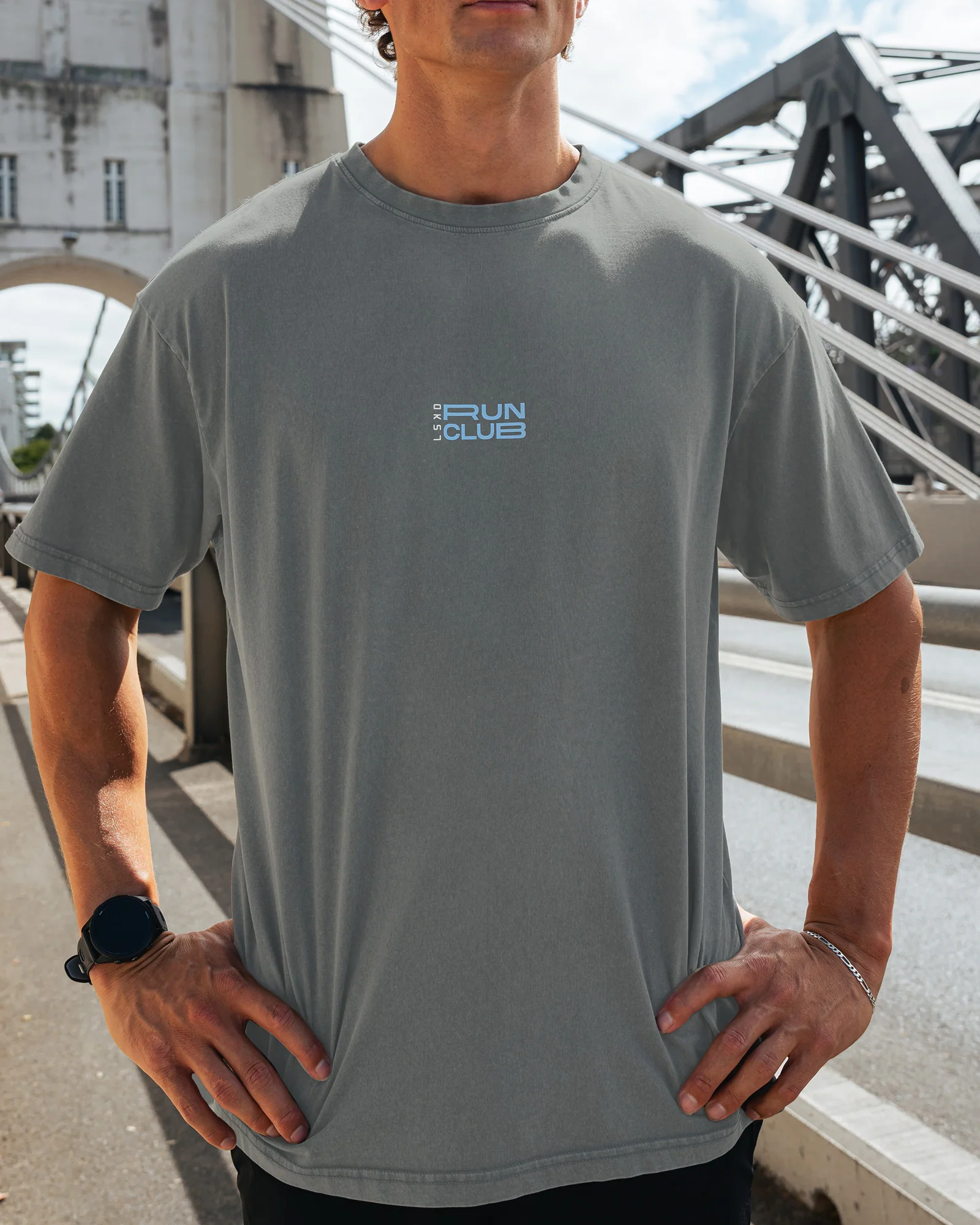 Runner's FLXCotton Oversized Tee - Dark Storm Washed-Open Air 7 Runner's FLXCotton Oversized Tee - Dark Storm Washed-Open Air