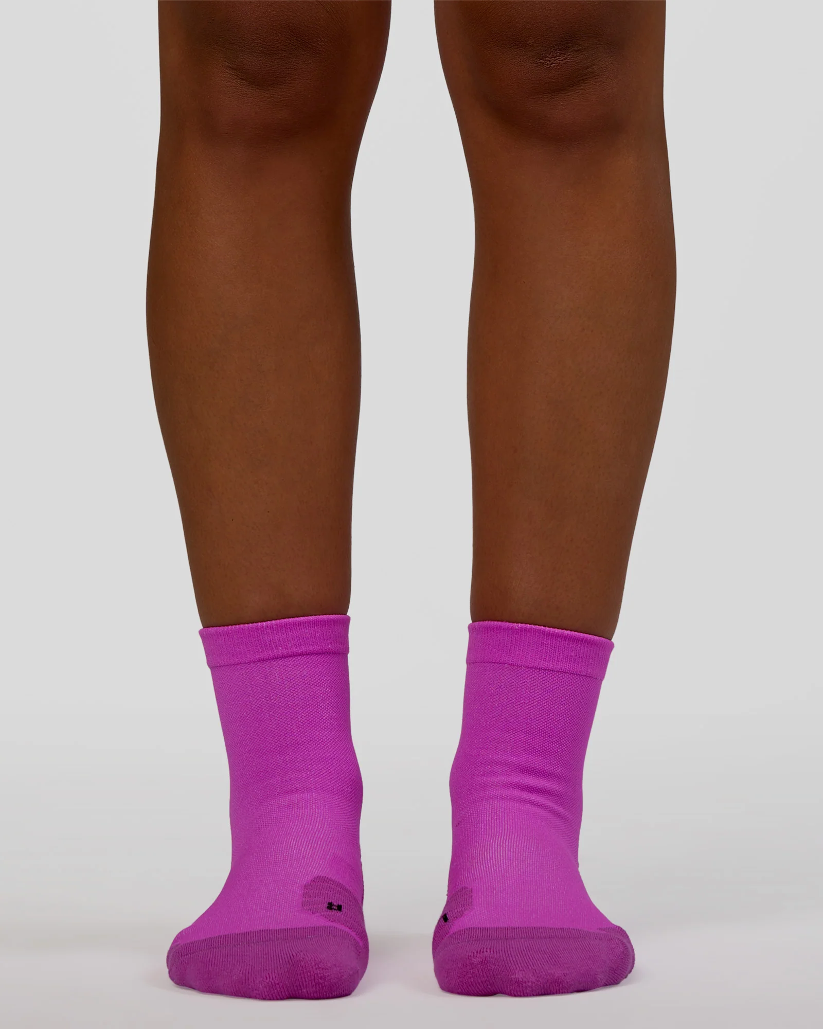 Race Fast Performance Quarter Socks - Ultra Fuchsia-Reflective