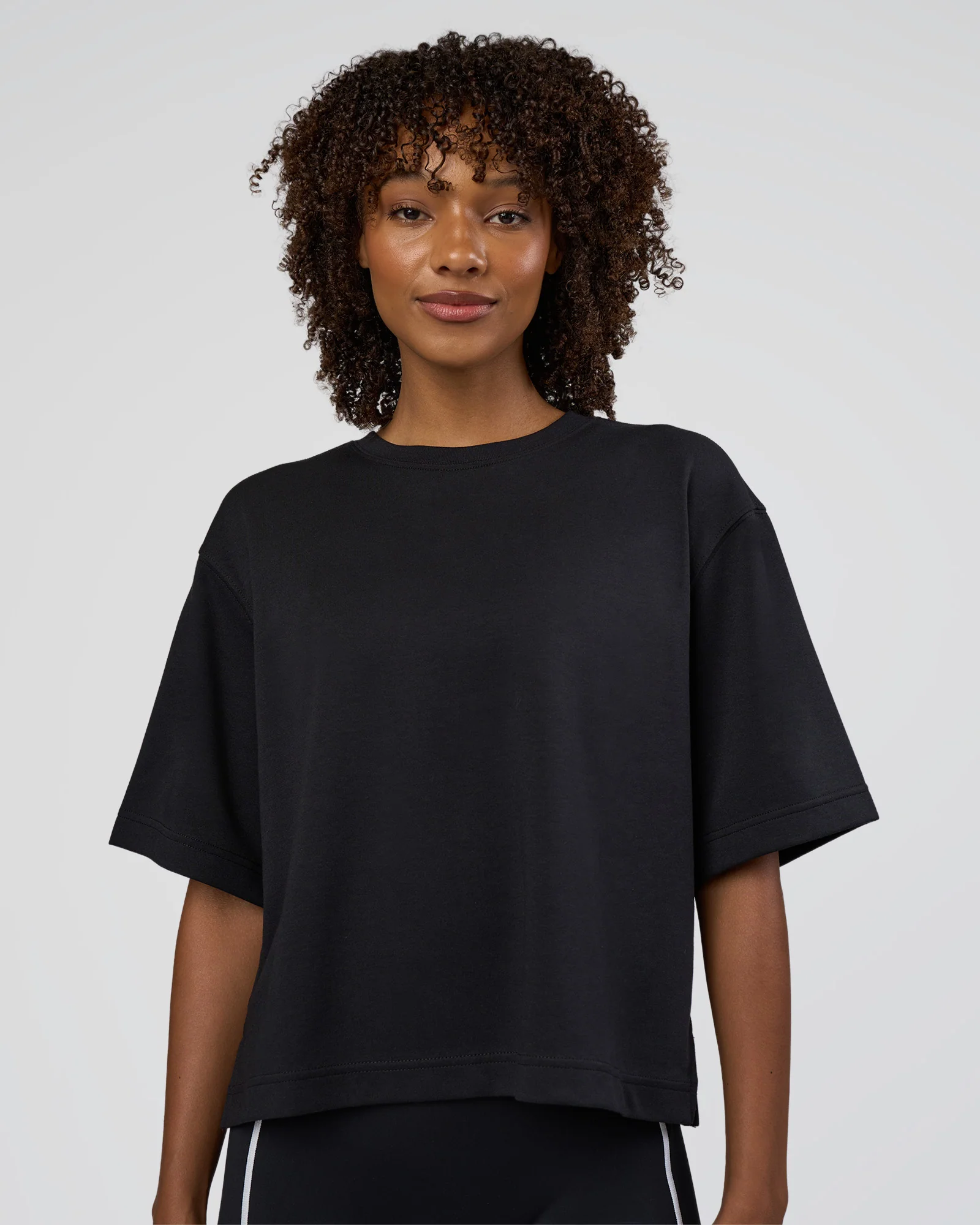 AfterDark ZeroCrease Cropped Tee - Black 5 AfterDark ZeroCrease Cropped Tee - Black