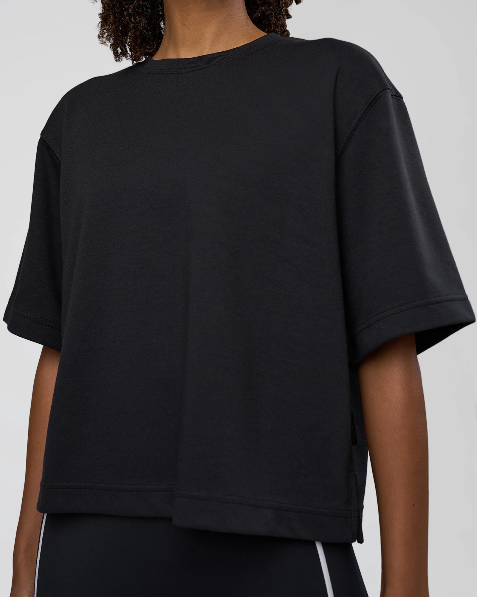 AfterDark ZeroCrease Cropped Tee - Black 8 AfterDark ZeroCrease Cropped Tee - Black