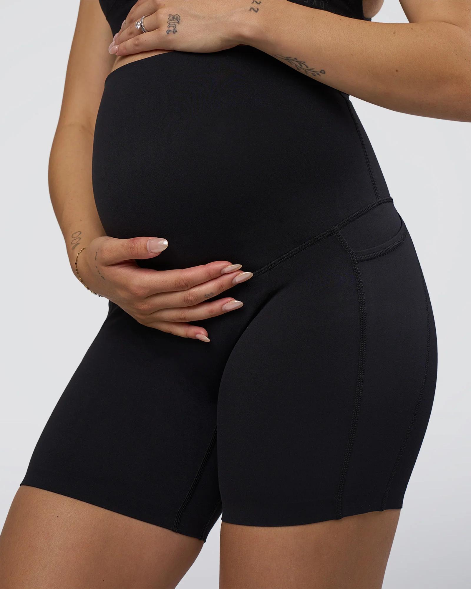 Elixir Ultra High-Rise Maternity 6" Short Pockets - Black 6 Elixir Ultra High-Rise Maternity 6" Short Pockets - Black