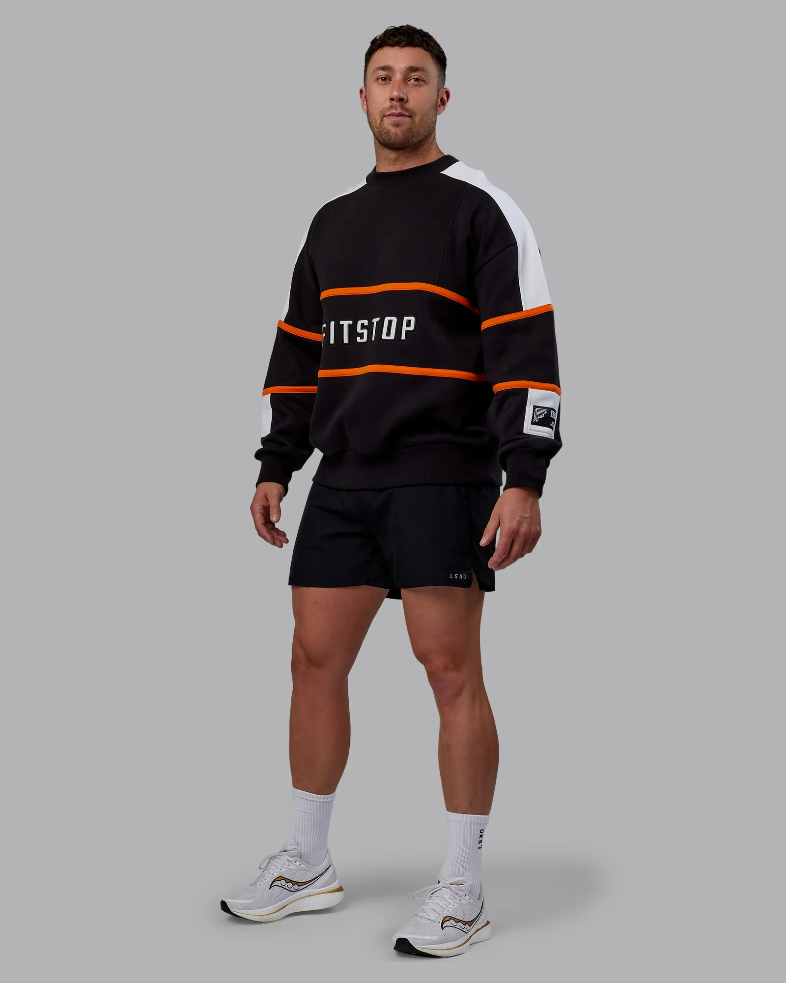 FitStop Move More Sweater Oversize - Black-White