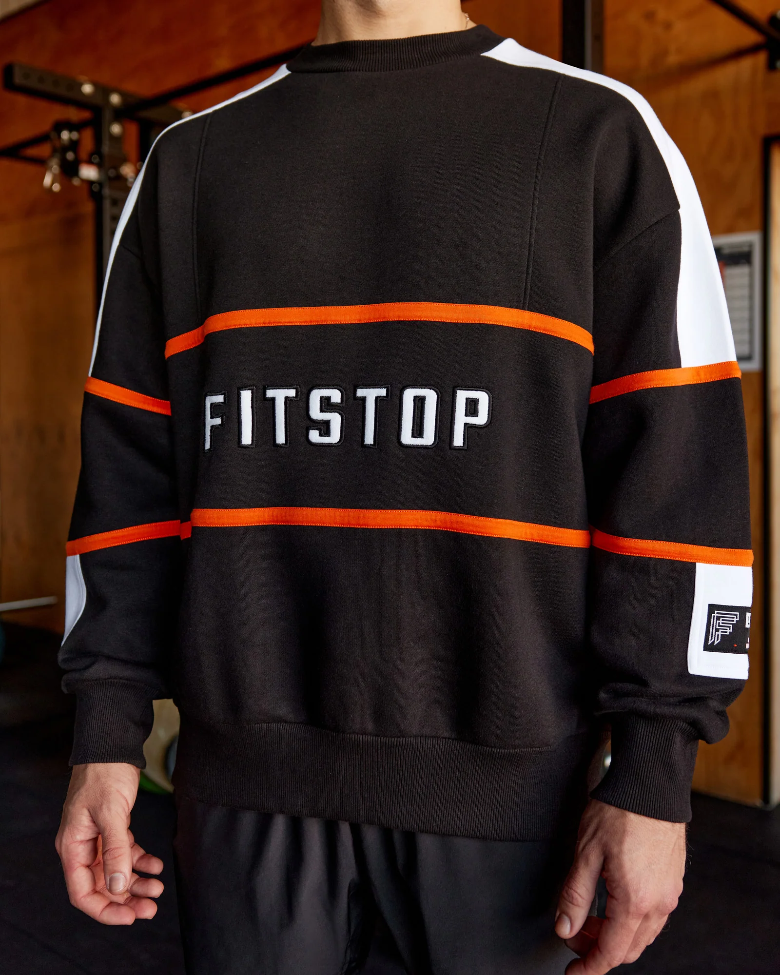 FitStop Move More Sweater Oversize - Black-White