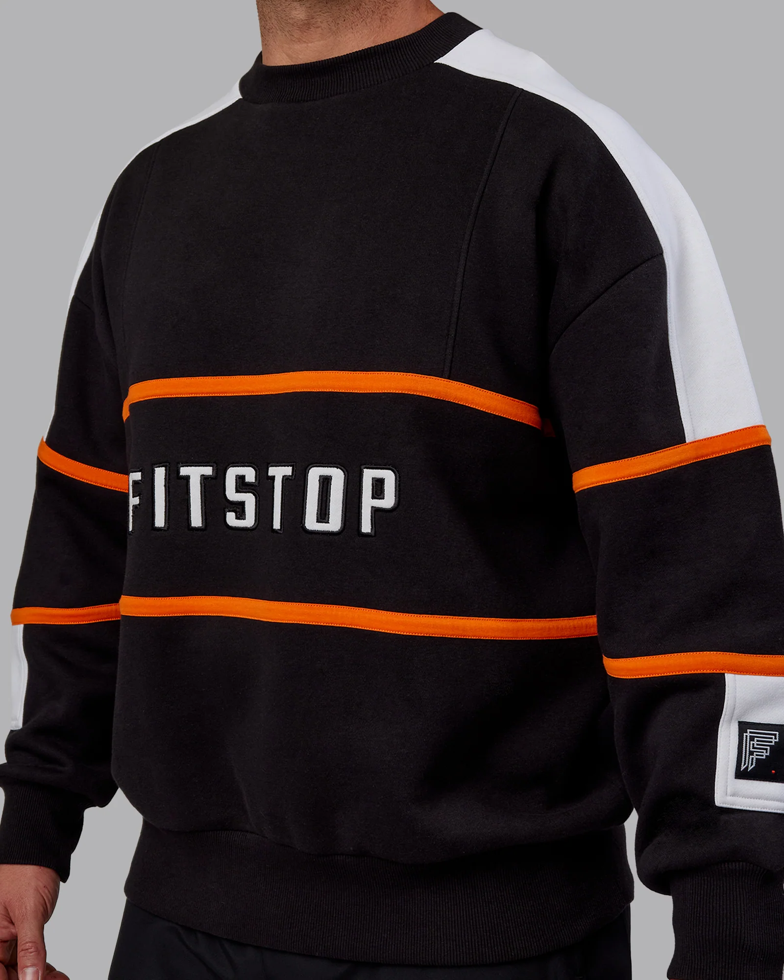 FitStop Move More Sweater Oversize - Black-White