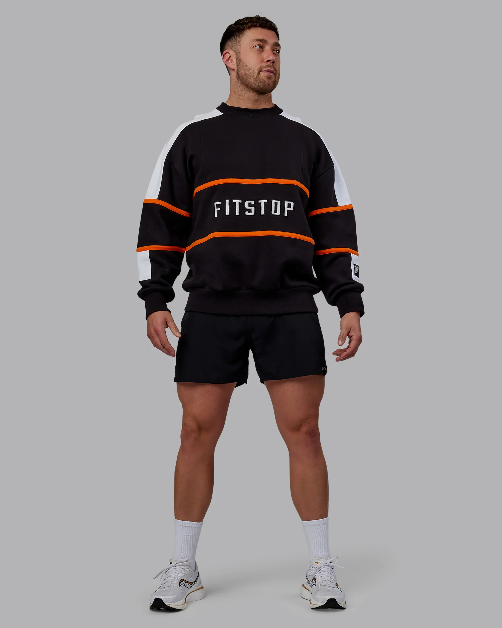 FitStop Move More Sweater Oversize - Black-White