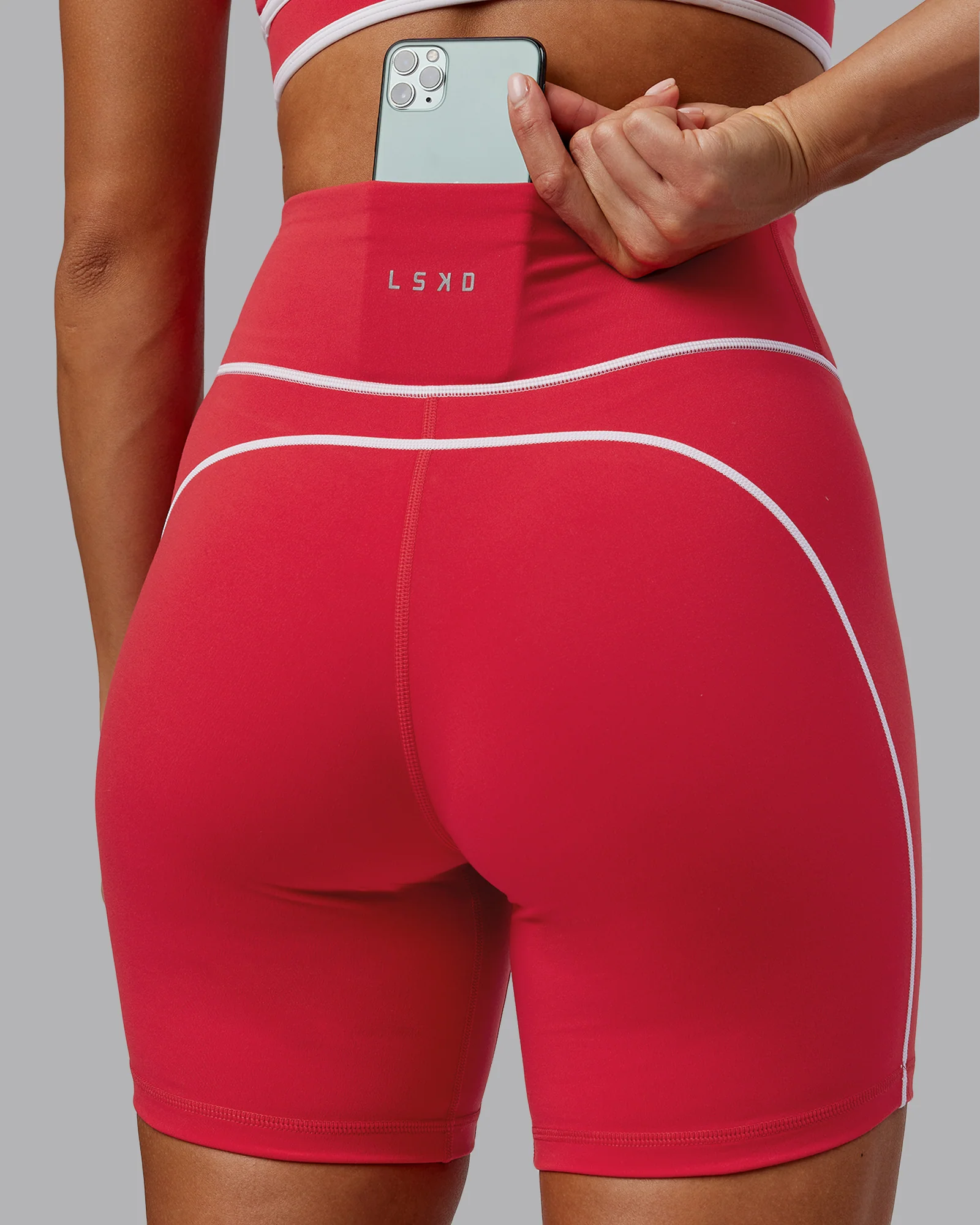 Contrast Ultra High-Rise 6" Short - Scarlet-White 8 Contrast Ultra High-Rise 6" Short - Scarlet-White