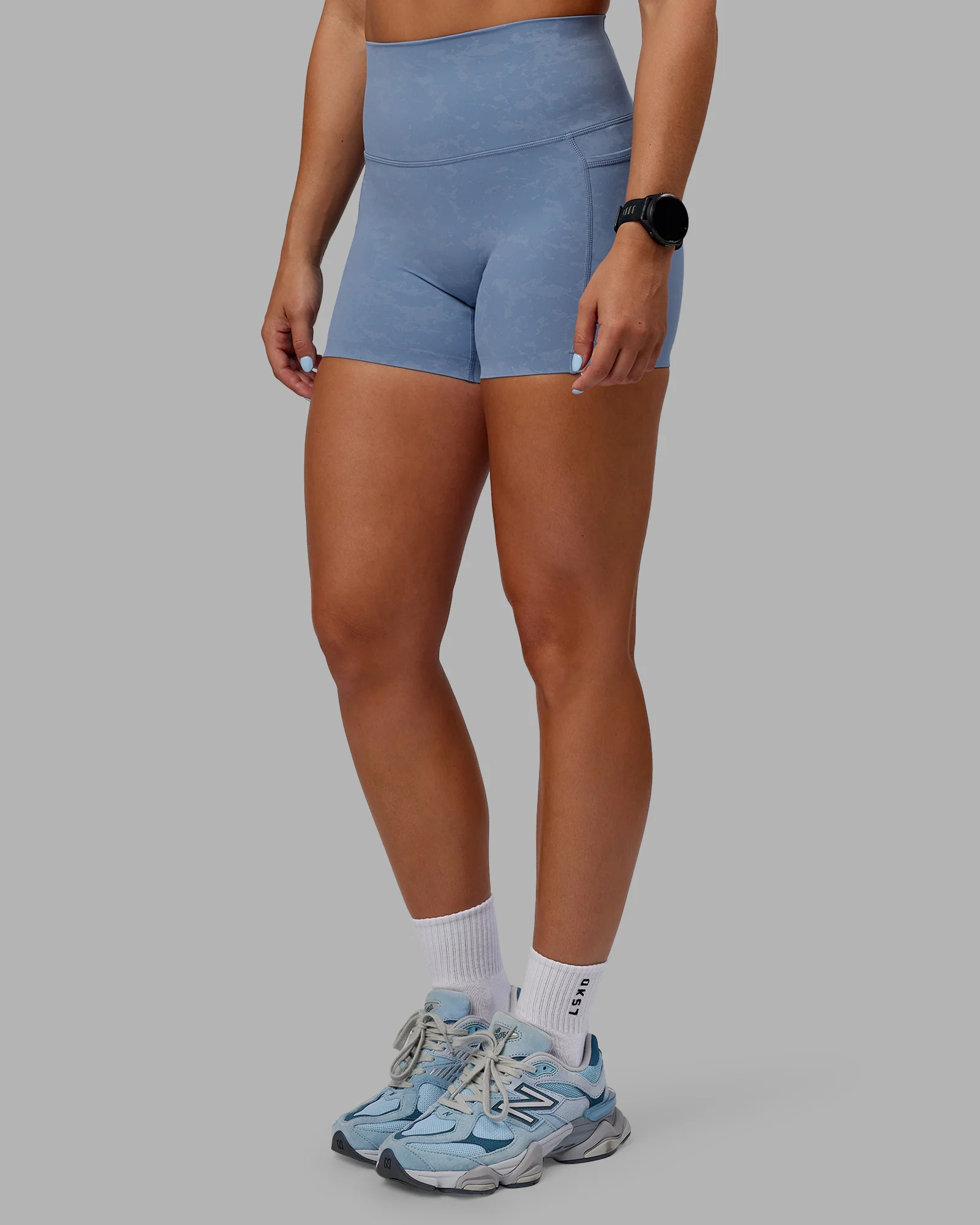 Abs Elixir Ultra High-Rise 4" Short Pockets - Infinity Mirage