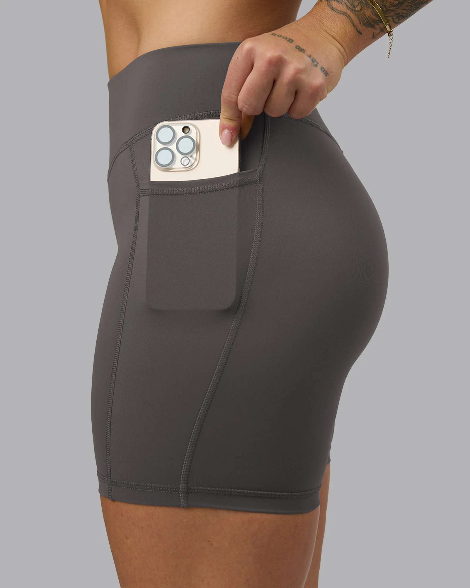 Elite High-Rise 6" Short Pockets - Dark Storm