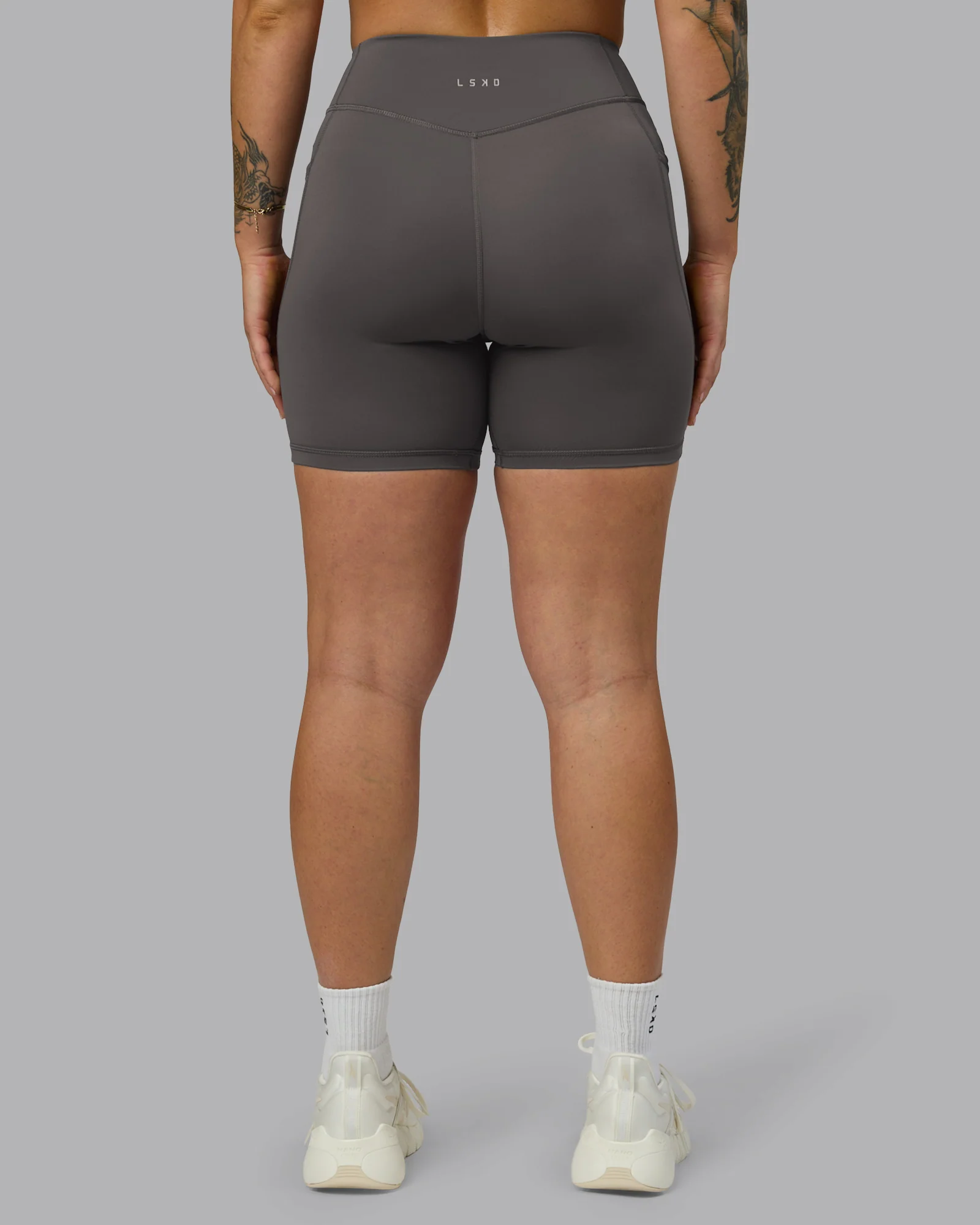 Elite High-Rise 6" Short Pockets - Dark Storm 4 Elite High-Rise 6" Short Pockets - Dark Storm