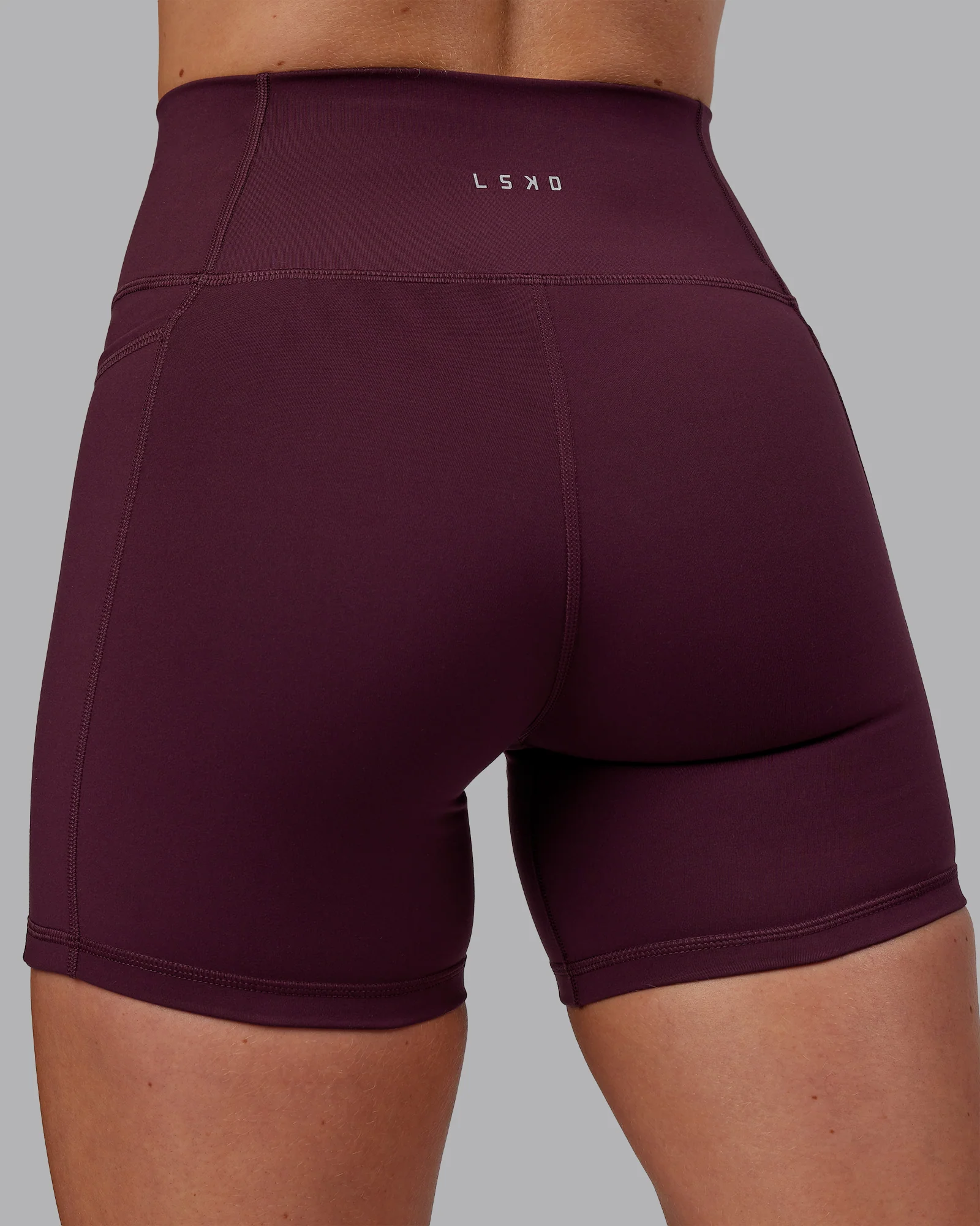 Fusion Ultra High-Rise 6" Short Pockets - Cherry Lacquer