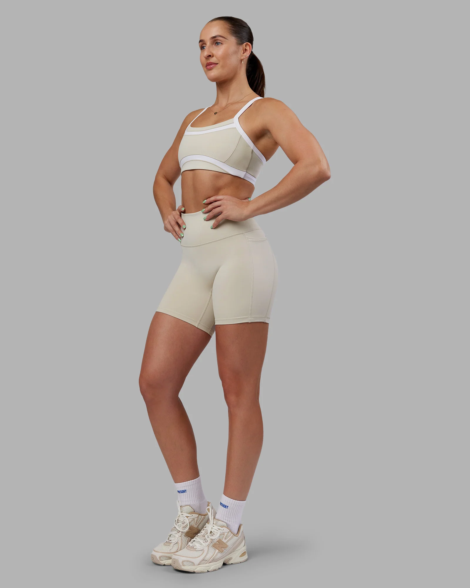 Abs Fusion High-Rise 6" Short Pockets - Shale Beige 5 Abs Fusion High-Rise 6" Short Pockets - Shale Beige