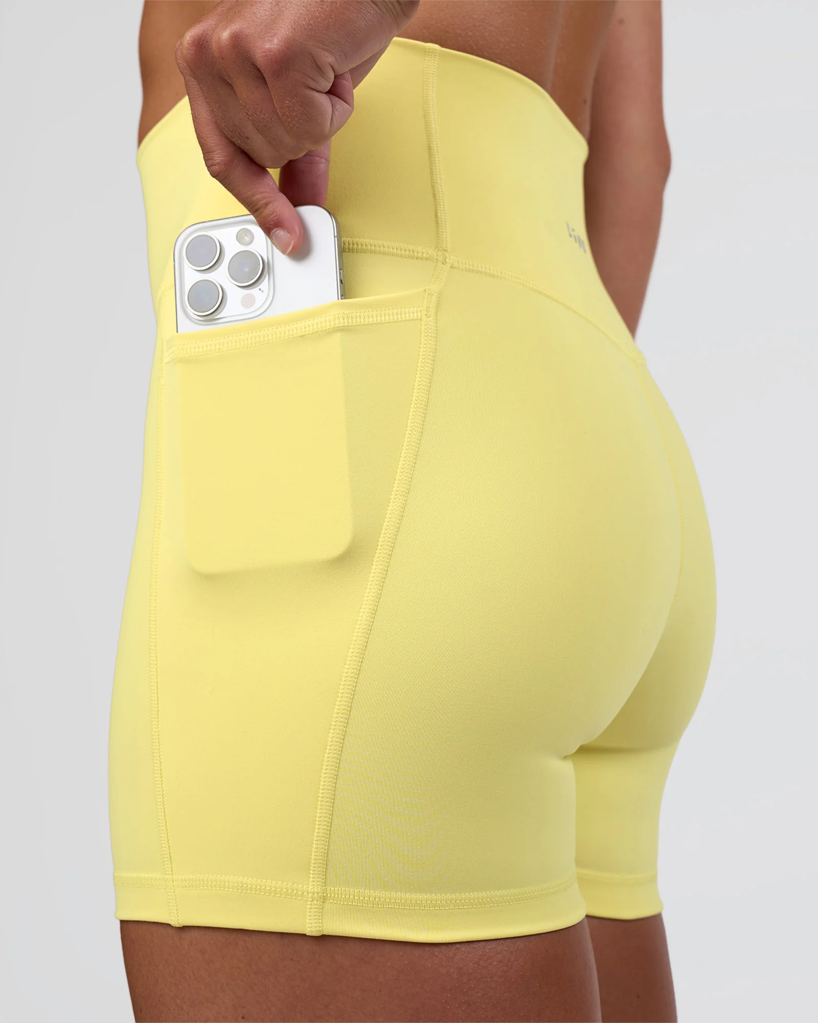 Fusion Ultra High-Rise 4" Short Pockets - Yellow Fizz