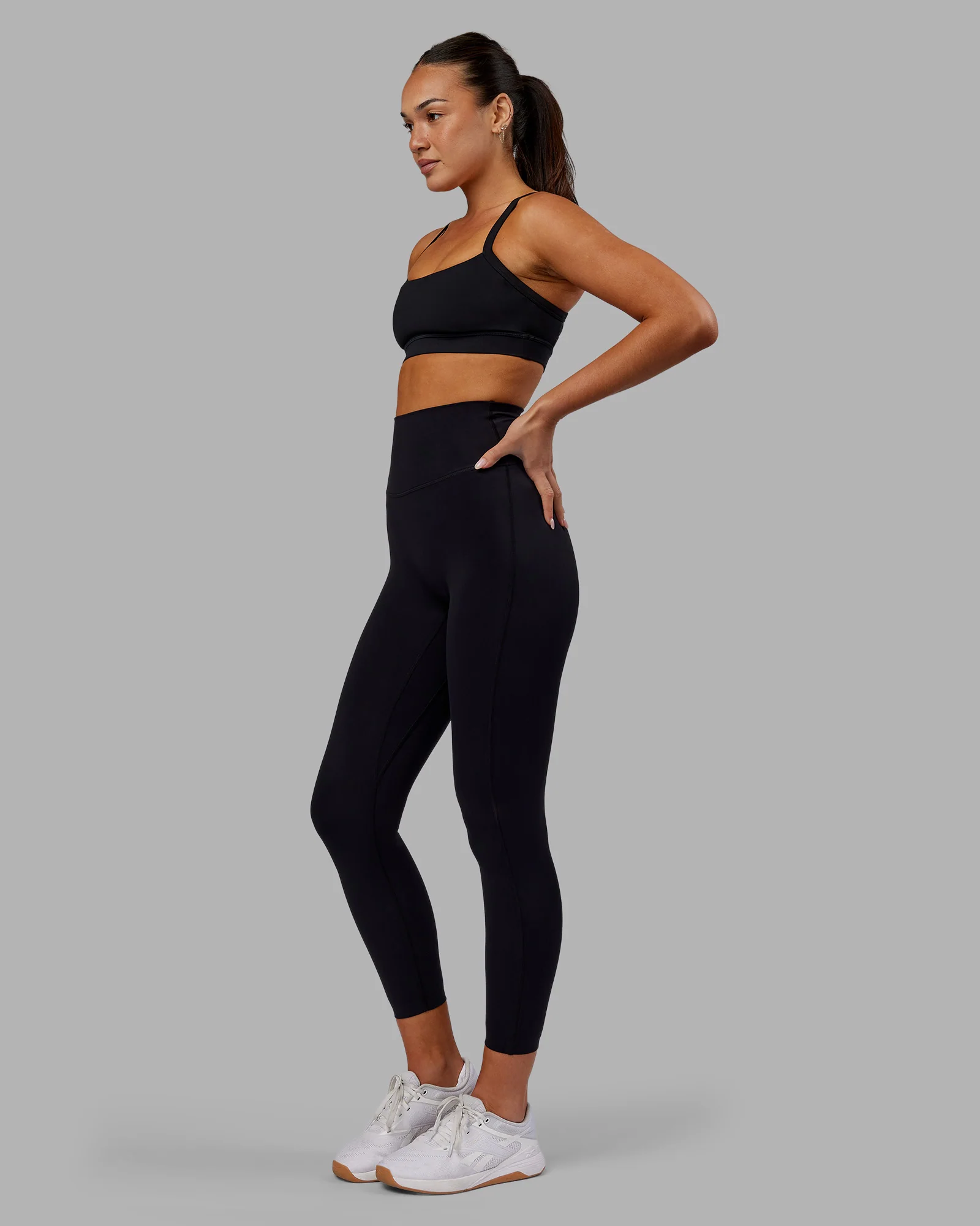 Elixir Ultra High-Rise 7/8 Legging - Black 4 Elixir Ultra High-Rise 7/8 Legging - Black