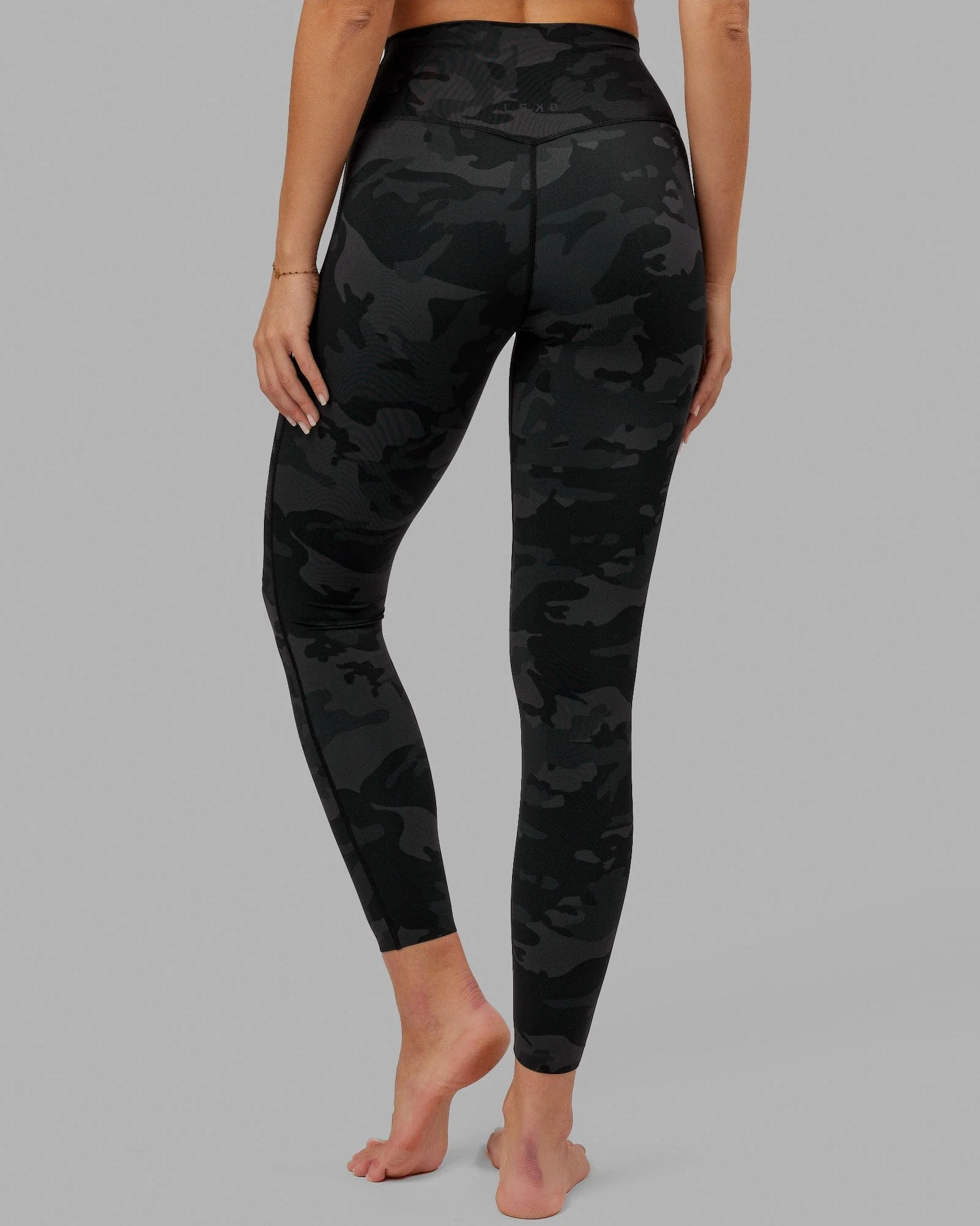 Elixir Ultra High-Rise Full Length Legging - Black Camo 7 Elixir Ultra High-Rise Full Length Legging - Black Camo