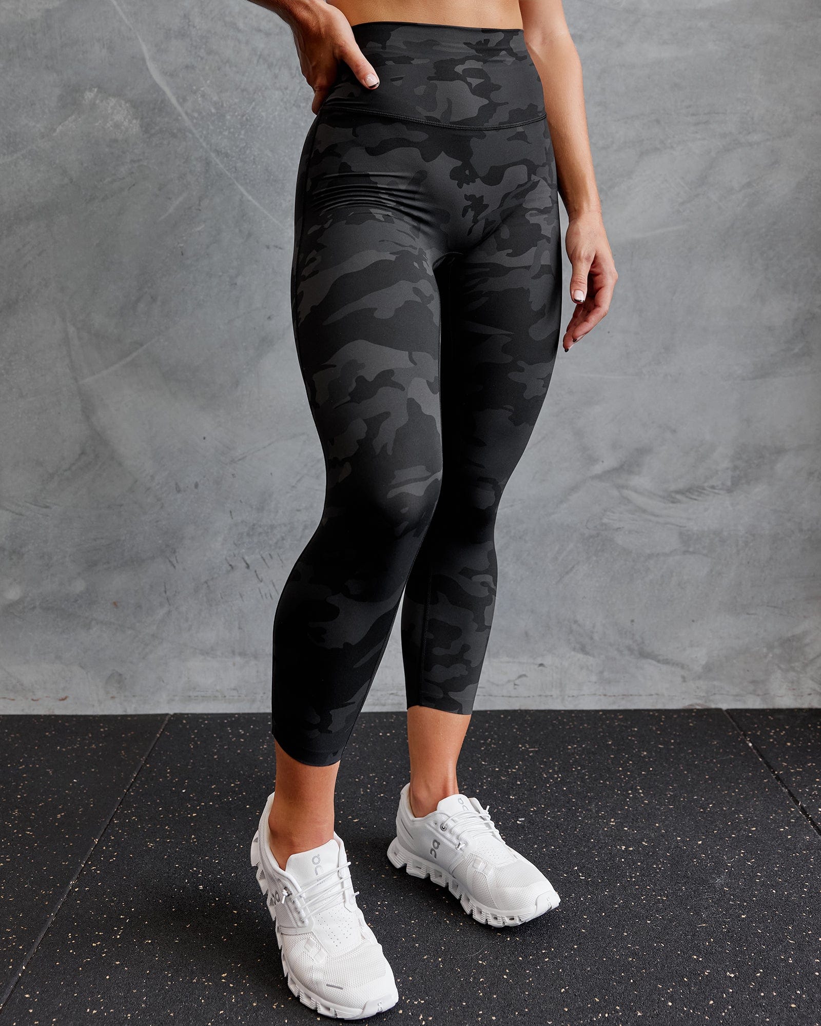 Elixir Ultra High-Rise 7/8 Legging - Black Camo