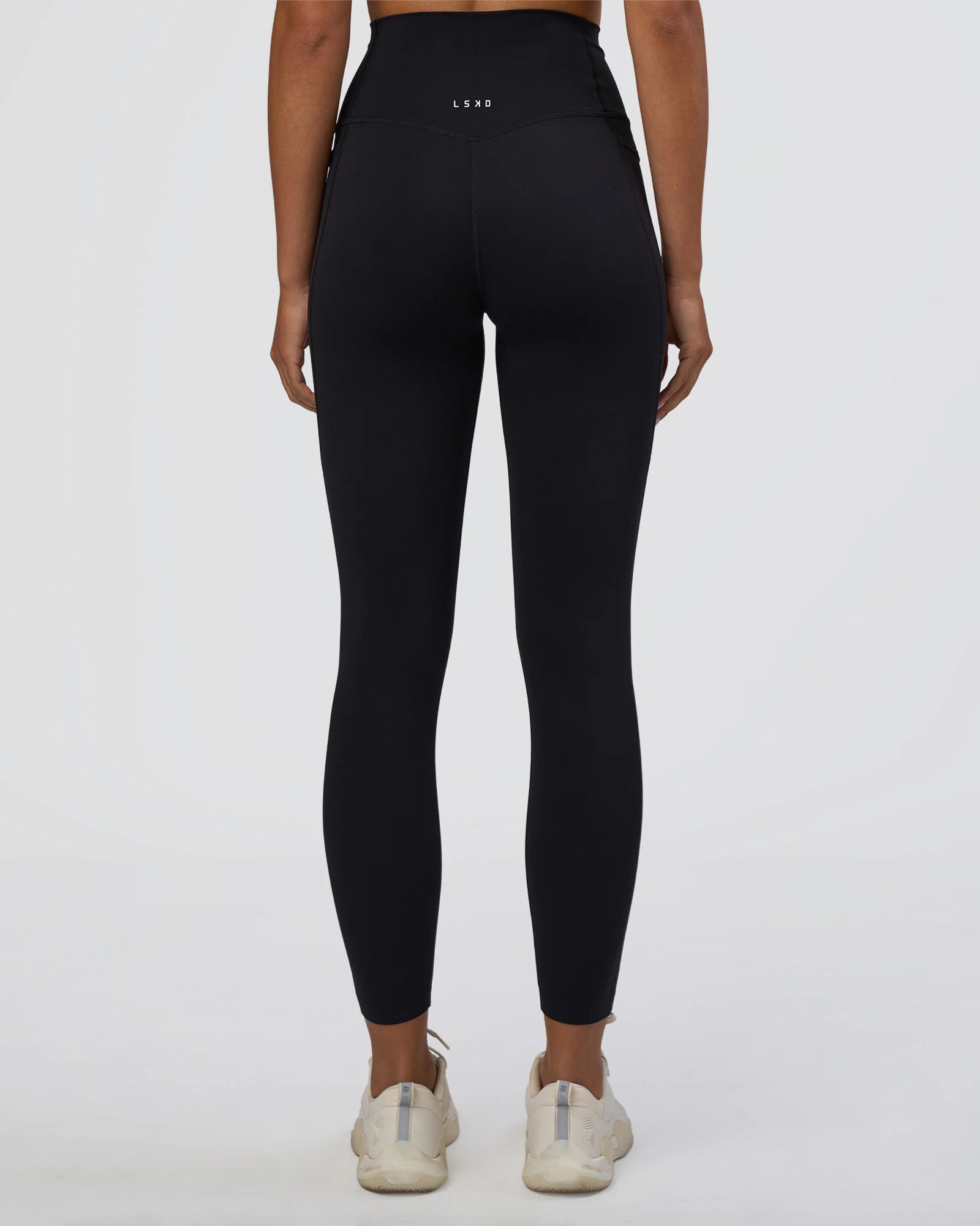 Elixir Ultra High-Rise 7/8 Legging Pockets - Black 4 Elixir Ultra High-Rise 7/8 Legging Pockets - Black