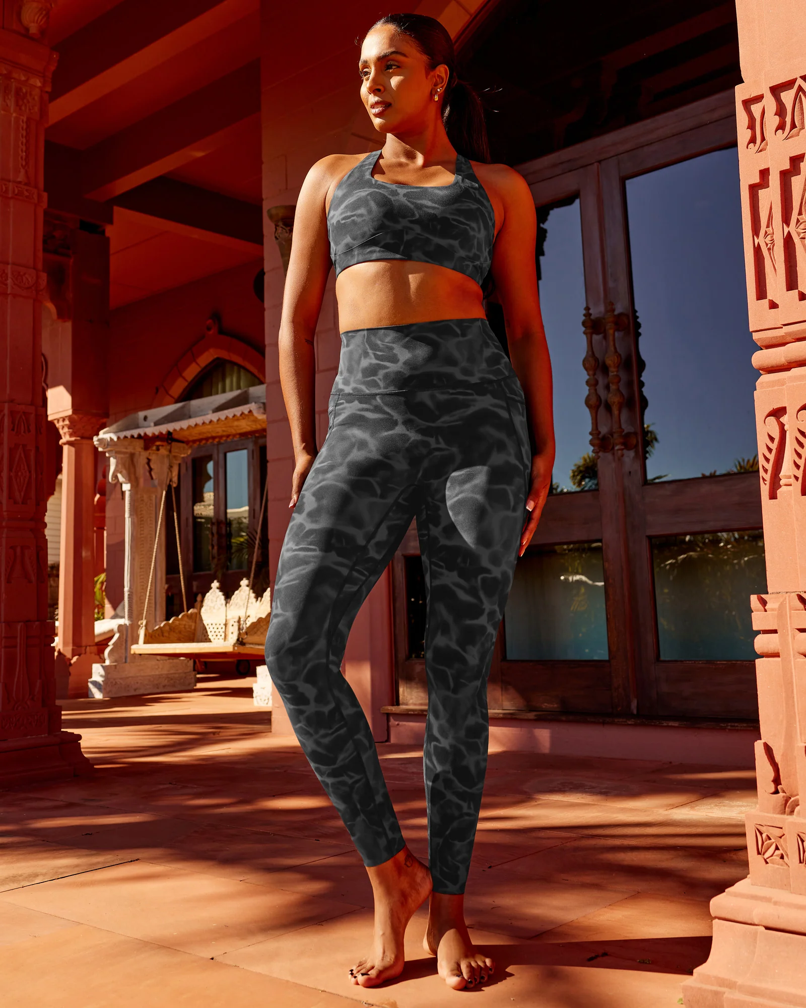 Elixir Ultra High-Rise Full Length Legging Pockets - Tranquil-Black 3 Elixir Ultra High-Rise Full Length Legging Pockets - Tranquil-Black