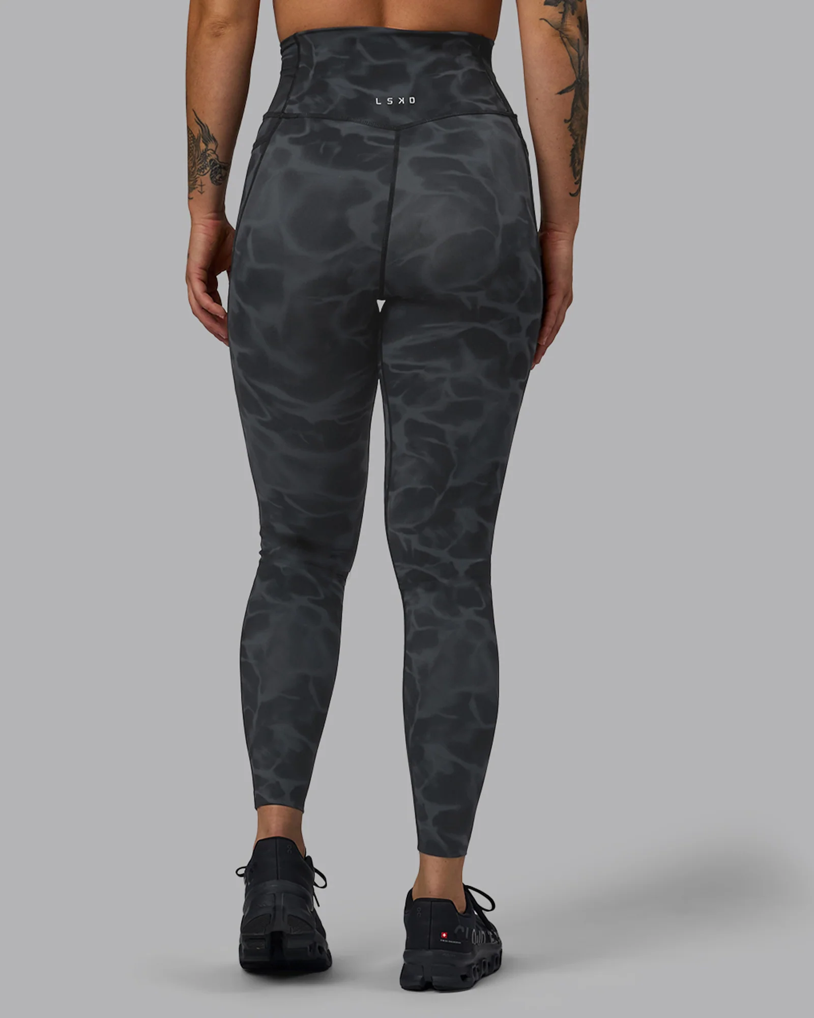 Elixir Ultra High-Rise Full Length Legging Pockets - Tranquil-Black 4 Elixir Ultra High-Rise Full Length Legging Pockets - Tranquil-Black