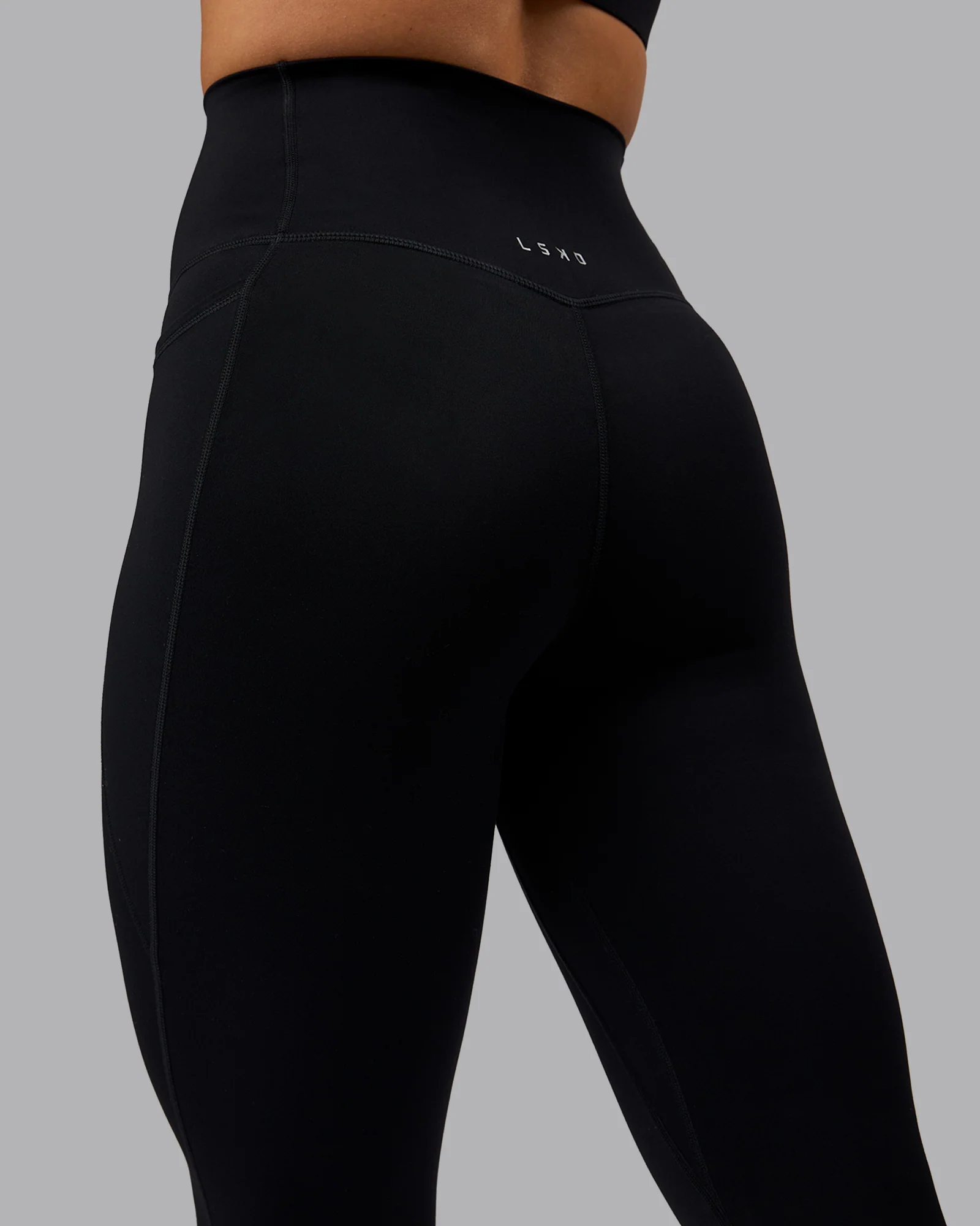Elixir Ultra High-Rise 3/4 Legging Pockets - Black 7 Elixir Ultra High-Rise 3/4 Legging Pockets - Black