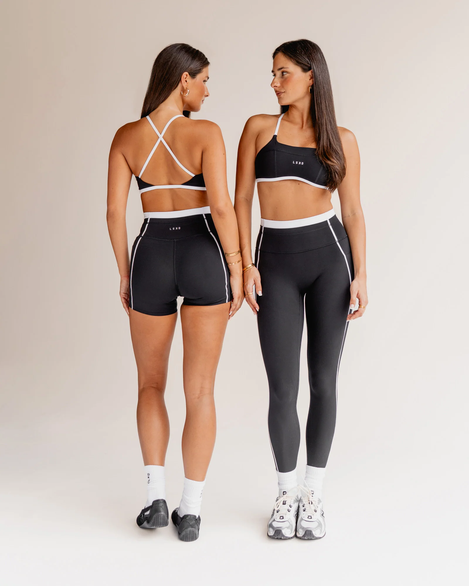 Liberate Sports Bra - Black-White